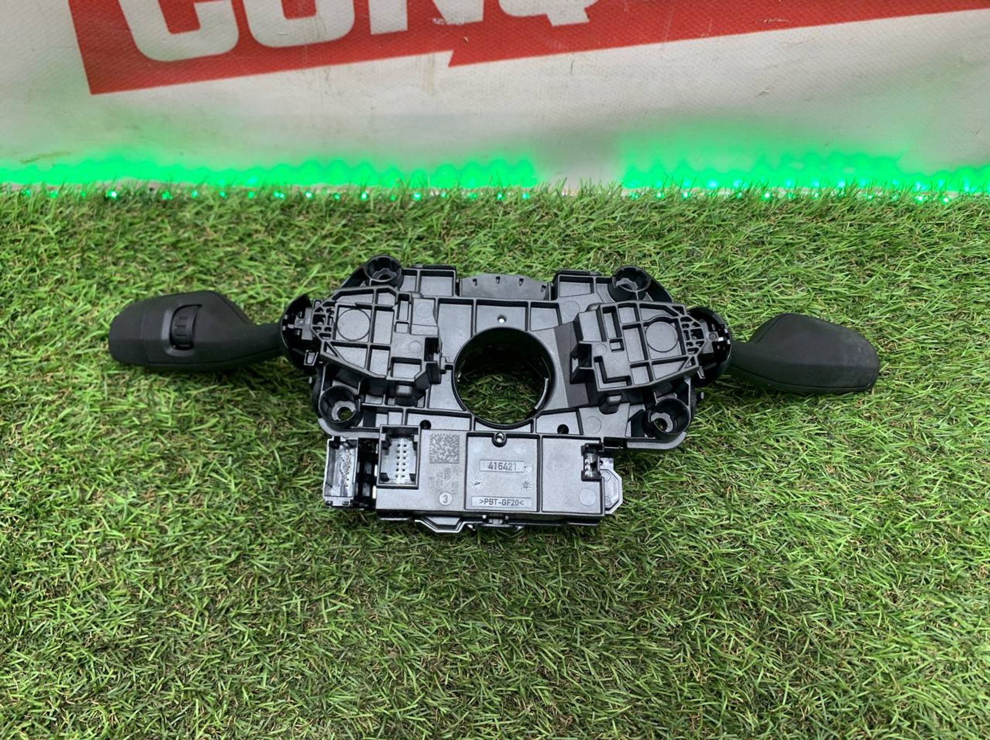 https://ycs.partsauto.market/partsauto-images/thmbs/userImages/h353NjtZg3VDP19b5HMt7LlpbQ93/part/42f7b693-c355-4d1c-bde5-c3d33b8451f1_1718364675964.jpg