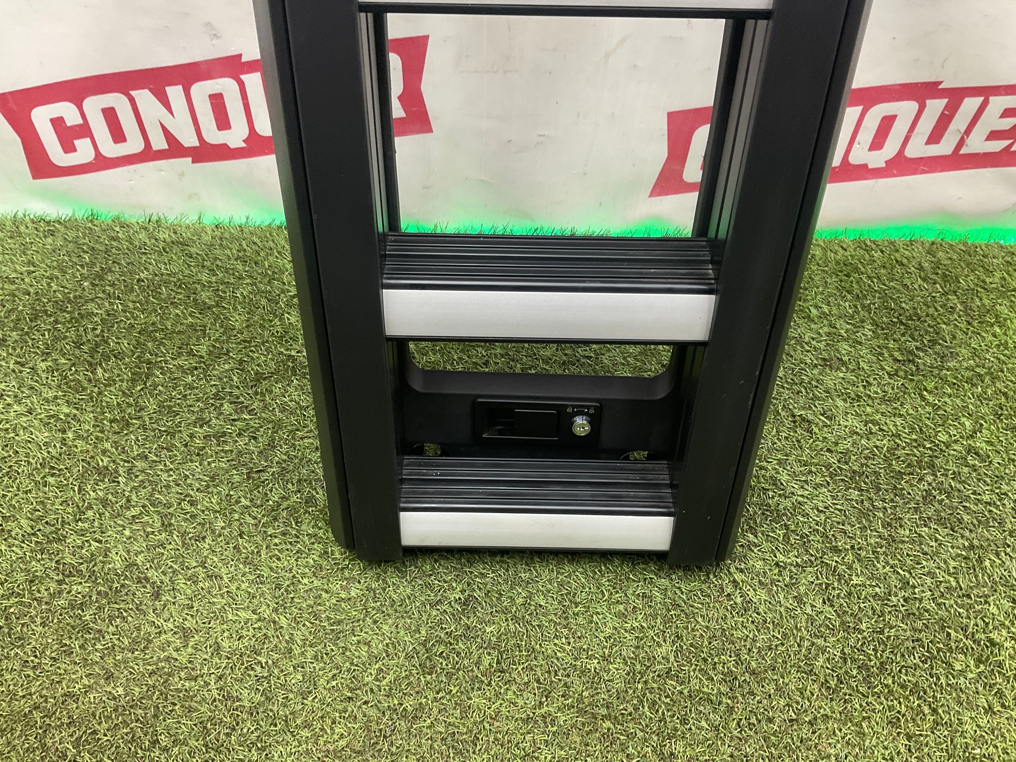 Лестница выдвижная для доступа на крышу Land Rover Defender, II, 25000 рублей, Москва