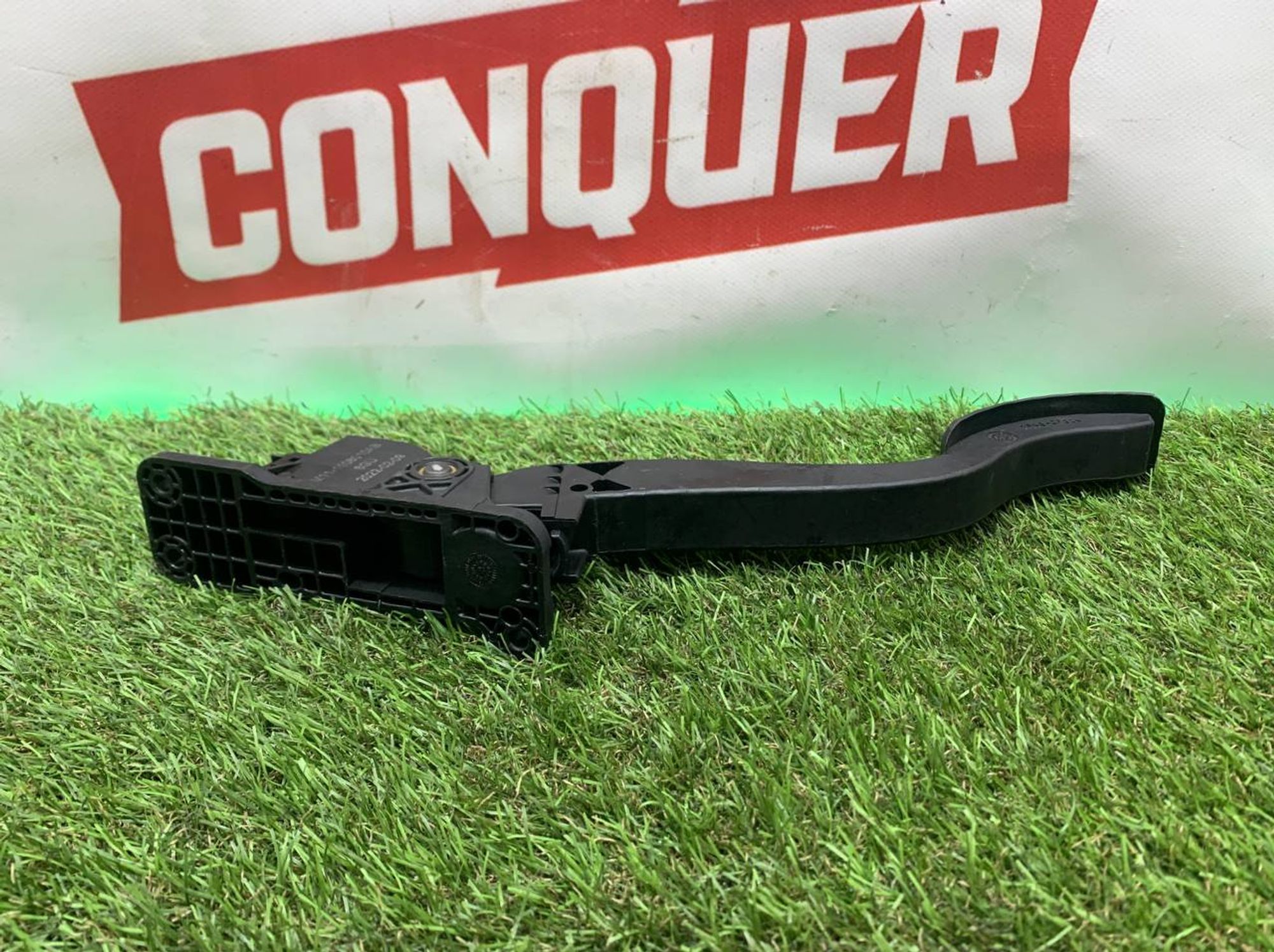 https://ycs.partsauto.market/partsauto-images/thmbs/userImages/h353NjtZg3VDP19b5HMt7LlpbQ93/part/43101d31-e1fa-4276-8a9c-dedb1e8fe625_1707998800326.jpg
