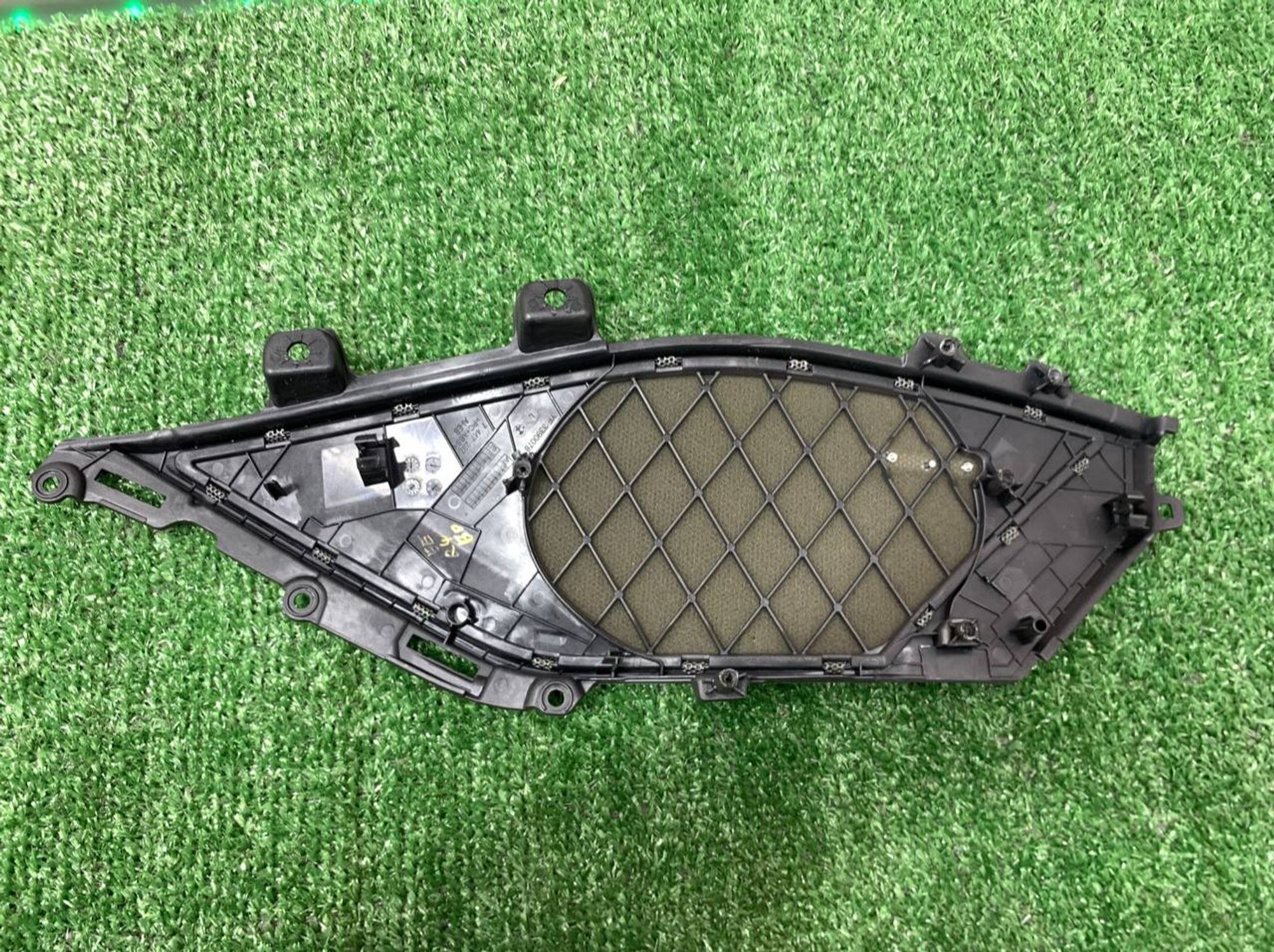 https://ycs.partsauto.market/partsauto-images/thmbs/userImages/h353NjtZg3VDP19b5HMt7LlpbQ93/part/435a1f70-e945-47b7-8b20-082494c7f290_1728475356113.jpg