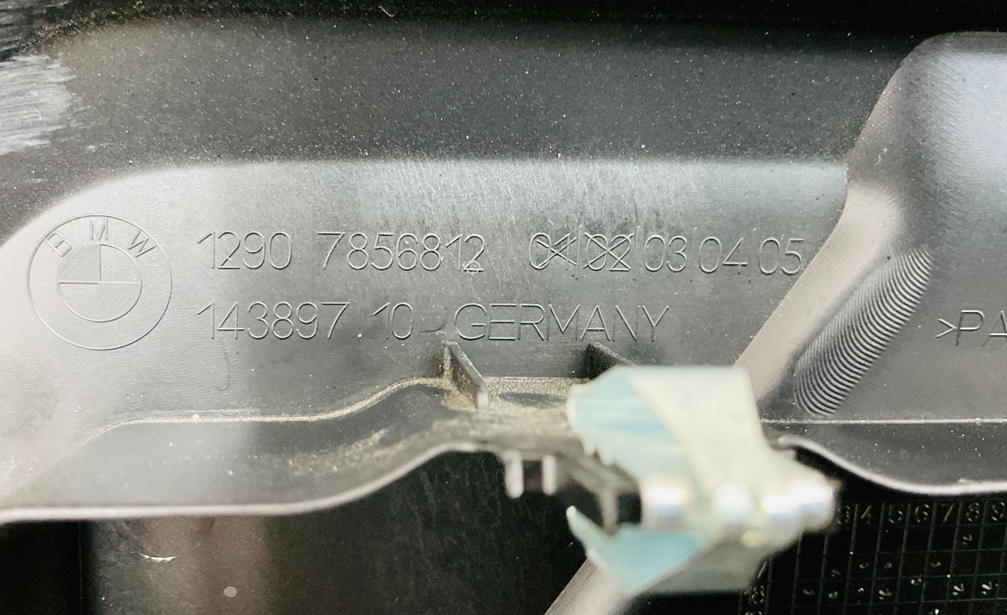 https://ycs.partsauto.market/partsauto-images/thmbs/userImages/h353NjtZg3VDP19b5HMt7LlpbQ93/part/43983db7-f629-48d9-bd75-b803e243c5cf_1778932342790.jpg