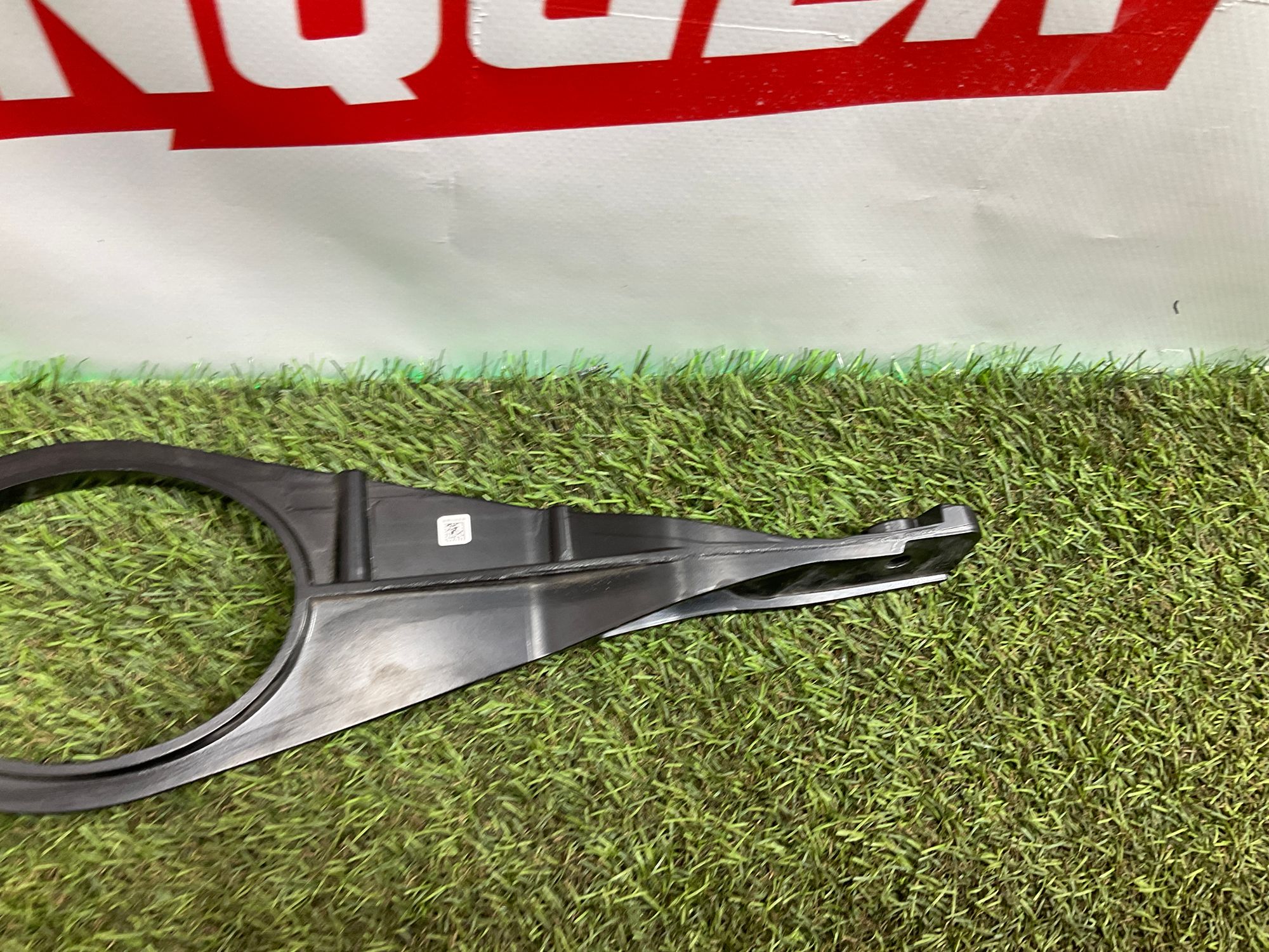 Распорка передняя левая BMW M8 F91/F92/F93 2019, 4000 рублей, Москва