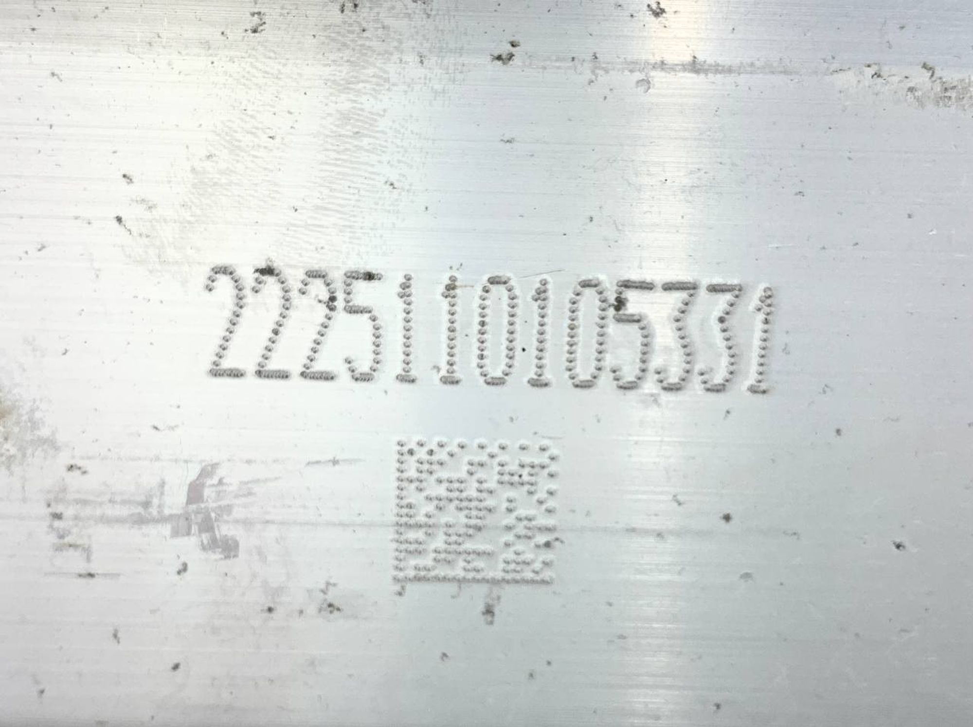 https://ycs.partsauto.market/partsauto-images/thmbs/userImages/h353NjtZg3VDP19b5HMt7LlpbQ93/part/443fce82-e00e-48df-a1a9-fd9553be6739_1726154289455.jpg