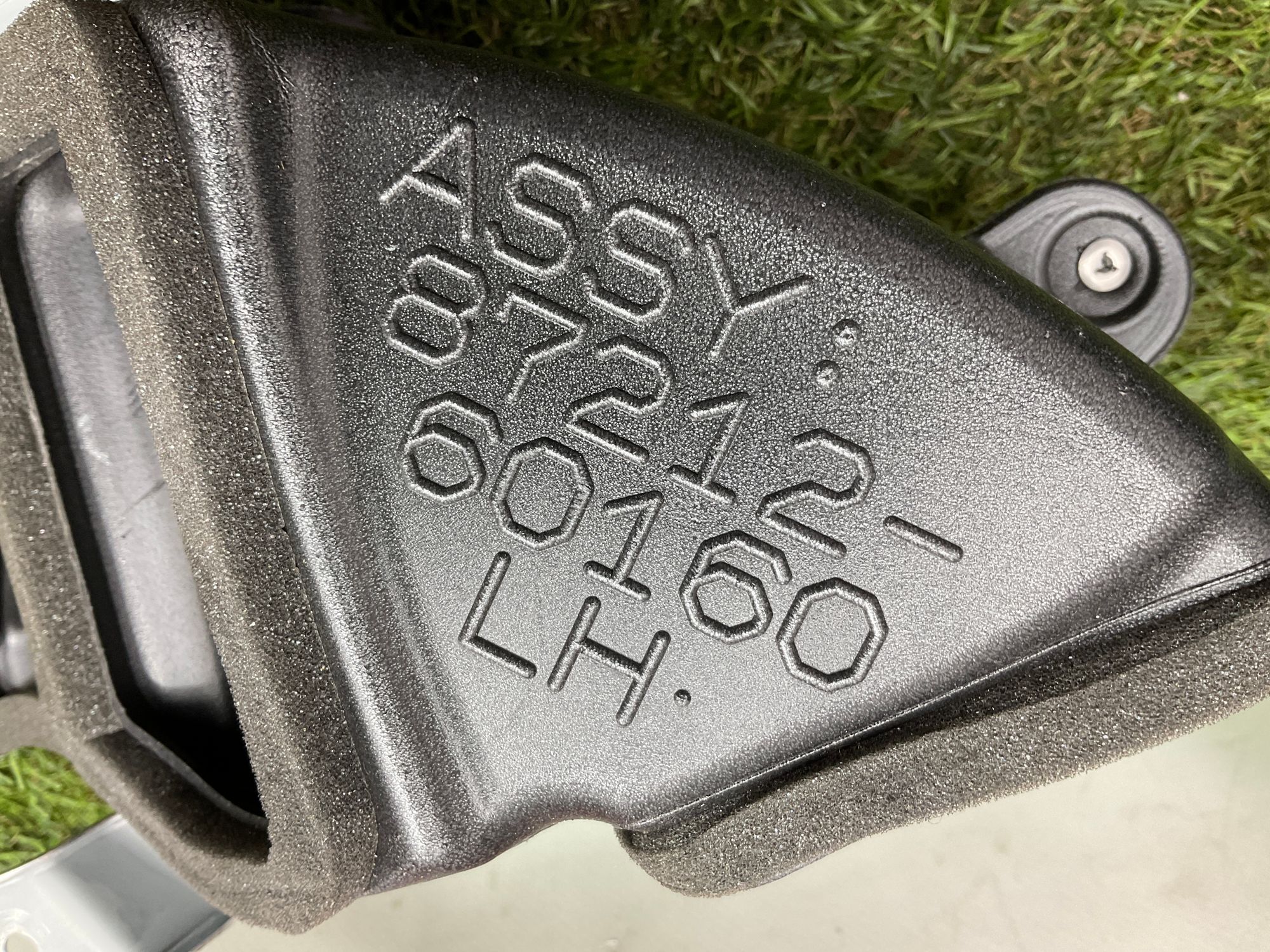 https://ycs.partsauto.market/partsauto-images/thmbs/userImages/h353NjtZg3VDP19b5HMt7LlpbQ93/part/44a262b9-81de-4abc-8000-c9594e2fa5e0_1779804284392.jpg