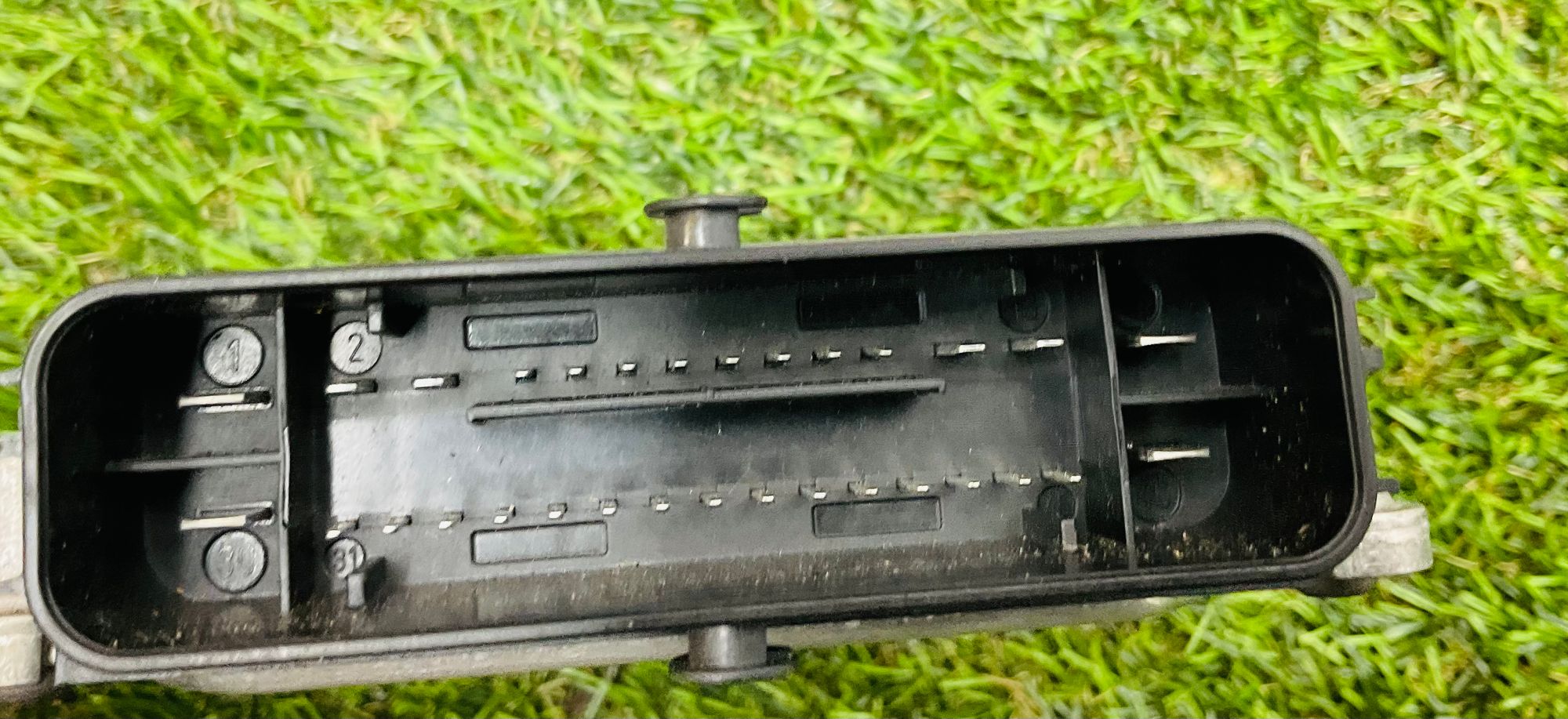 https://ycs.partsauto.market/partsauto-images/thmbs/userImages/h353NjtZg3VDP19b5HMt7LlpbQ93/part/44d23334-a982-4154-b1c9-c8df1470e5b4_1785918902778.jpg