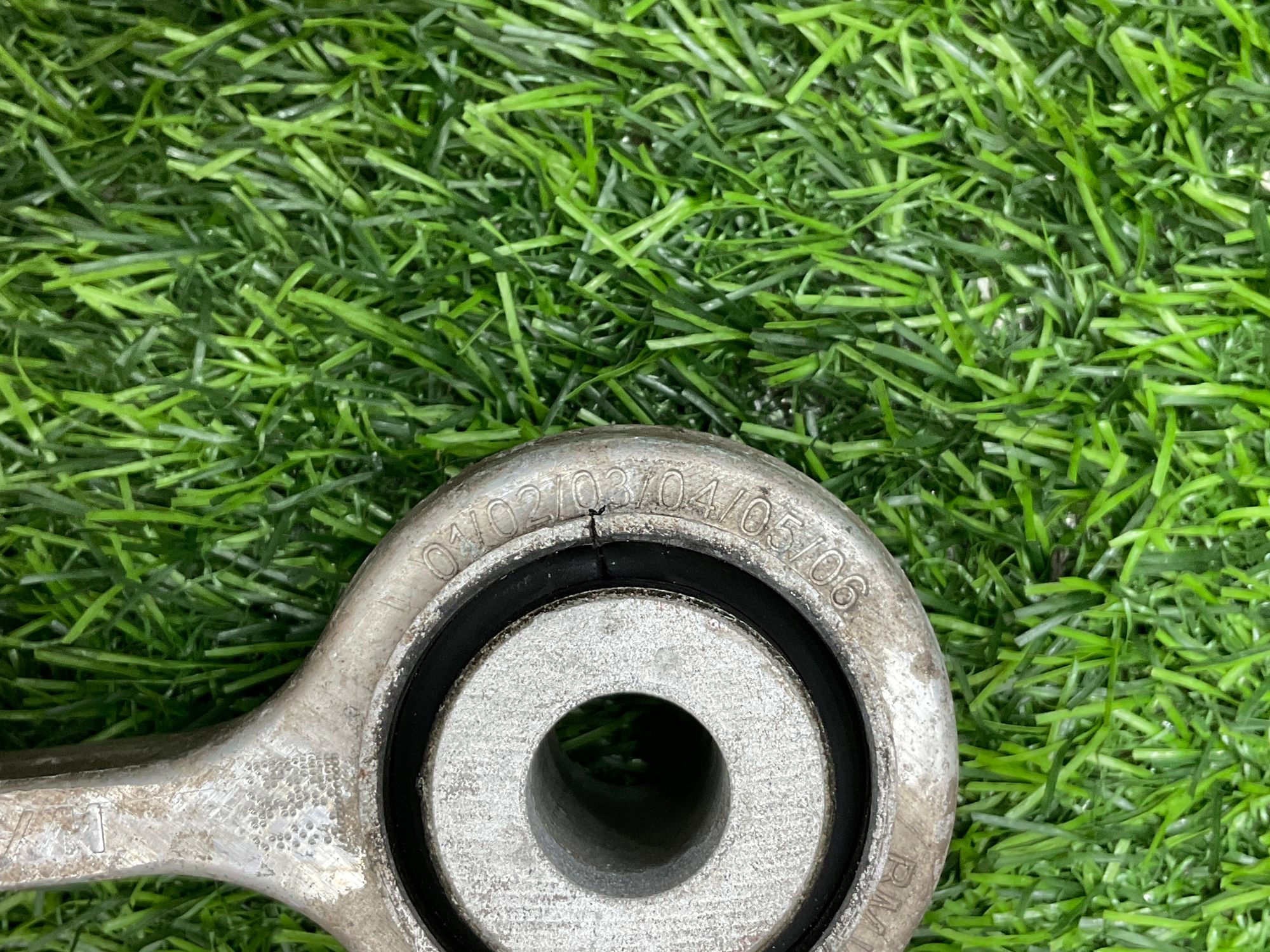 https://ycs.partsauto.market/partsauto-images/thmbs/userImages/h353NjtZg3VDP19b5HMt7LlpbQ93/part/450963ef-6657-4c70-8643-1147a78f8701_1733920230328.jpg