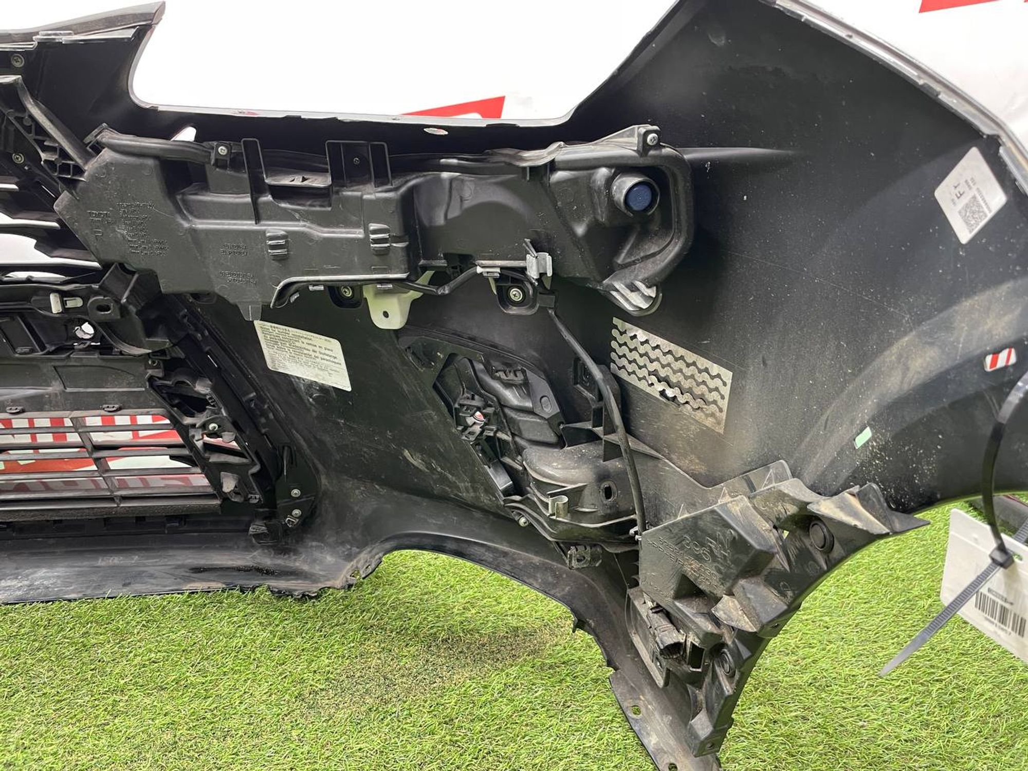 https://ycs.partsauto.market/partsauto-images/thmbs/userImages/h353NjtZg3VDP19b5HMt7LlpbQ93/part/45b99d32-5bce-4318-91fa-d028a2ddaaa2_1712675070658.jpg