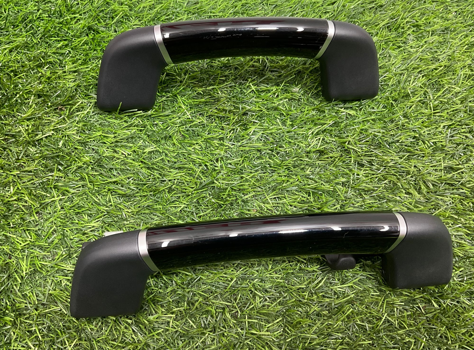 https://ycs.partsauto.market/partsauto-images/thmbs/userImages/h353NjtZg3VDP19b5HMt7LlpbQ93/part/45e27f4b-87a9-4493-bc4d-a6c7d86e38c3_1737623452882.jpg