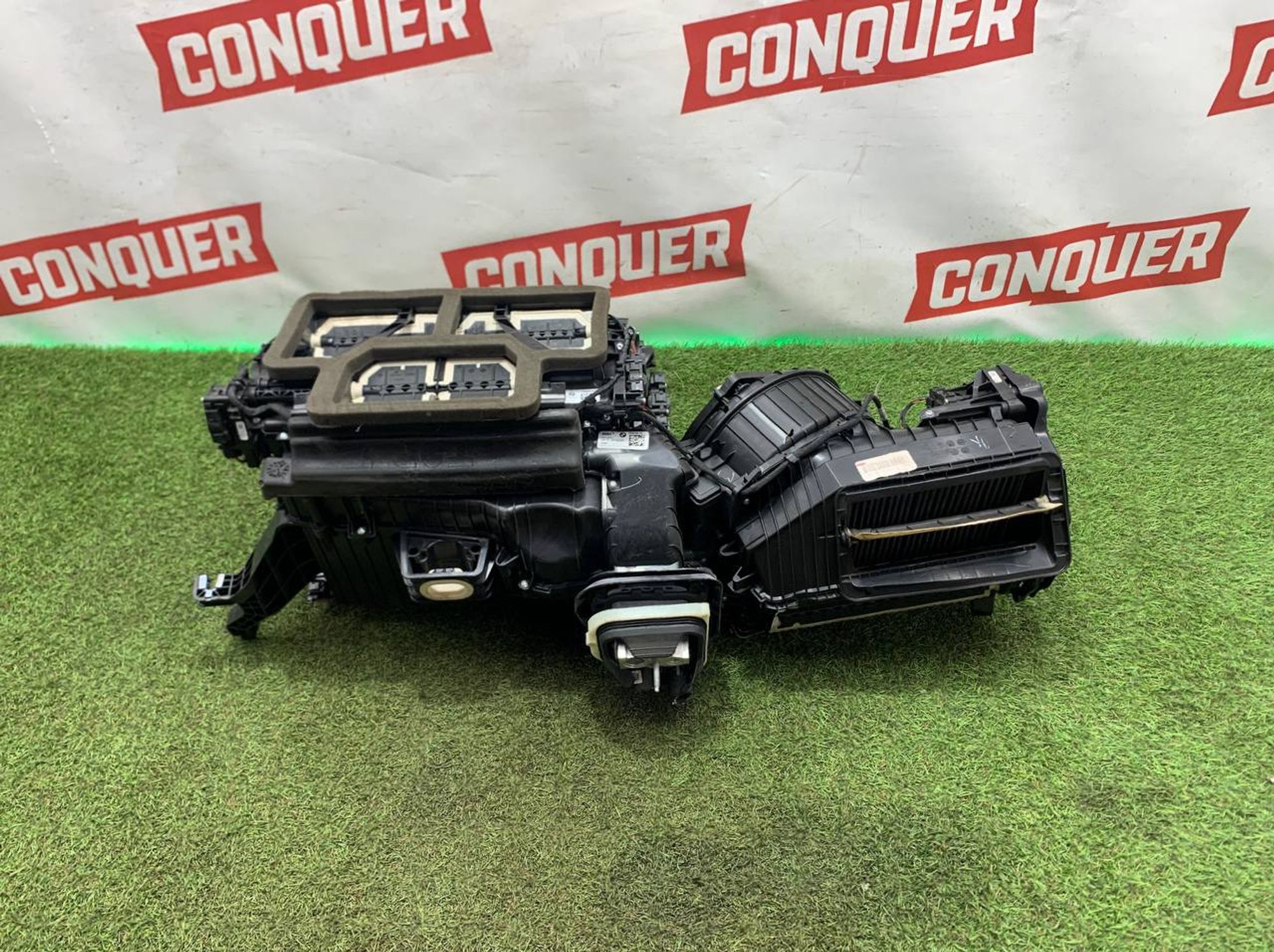 https://ycs.partsauto.market/partsauto-images/thmbs/userImages/h353NjtZg3VDP19b5HMt7LlpbQ93/part/45f61caa-fa06-4547-b6c2-d34abe787e2c_1717845985076.jpg