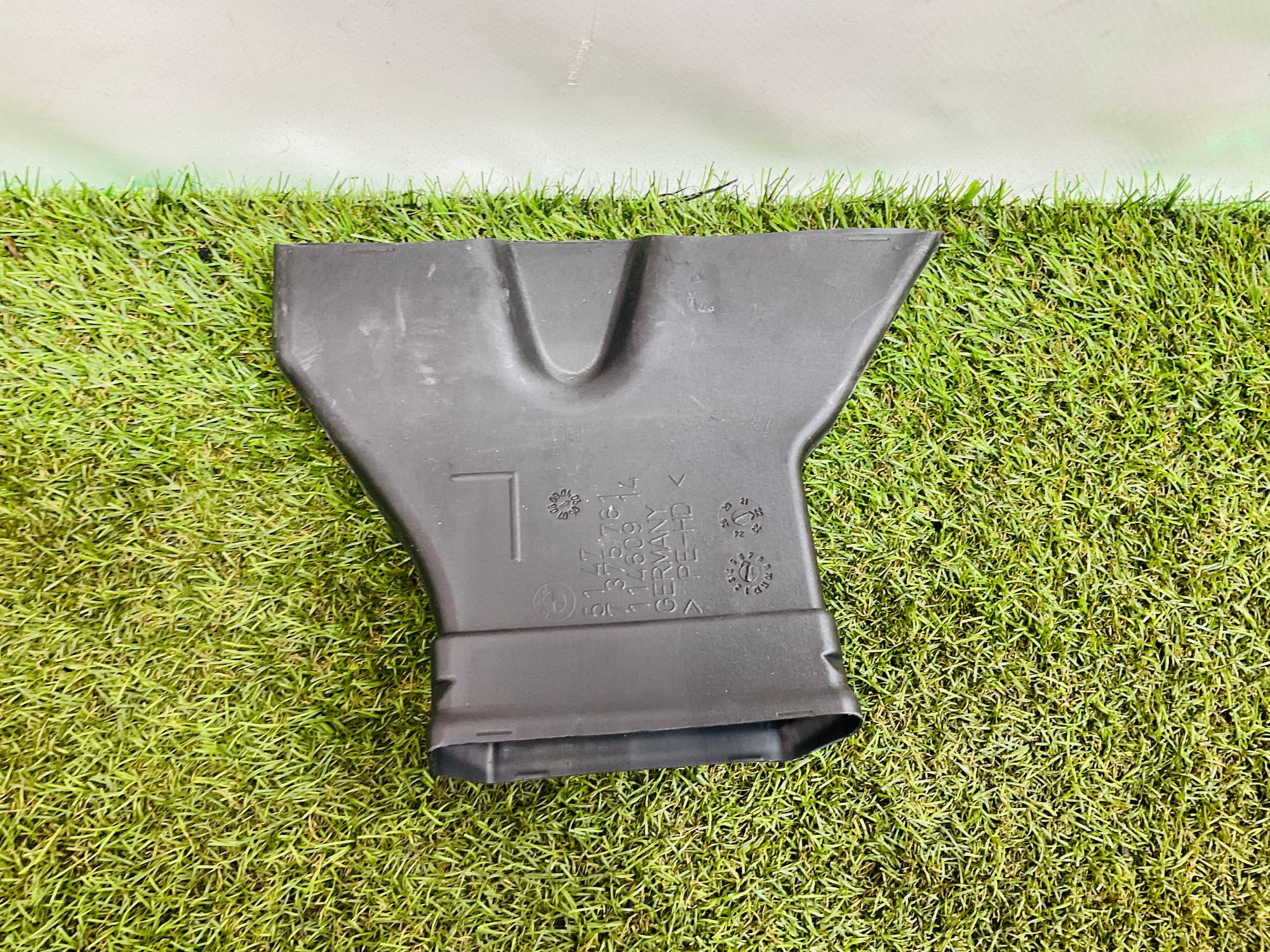 https://ycs.partsauto.market/partsauto-images/thmbs/userImages/h353NjtZg3VDP19b5HMt7LlpbQ93/part/46050be0-b3e9-4db9-9062-89a3a5bc863a_1778932145879.jpg