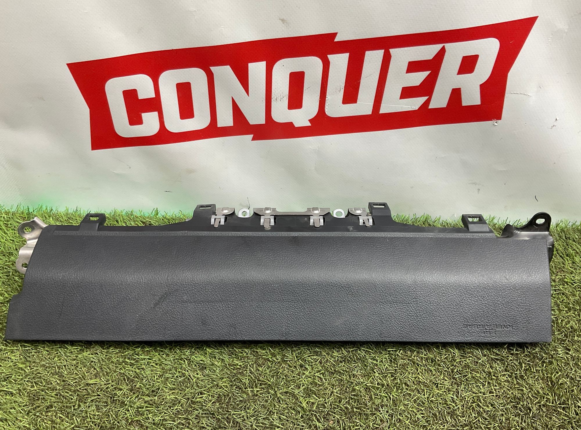 Подушка безопасности в колени Toyota Land Cruiser 200 рестайлинг 2 (2015—2023) 2017, 10000 рублей, Москва