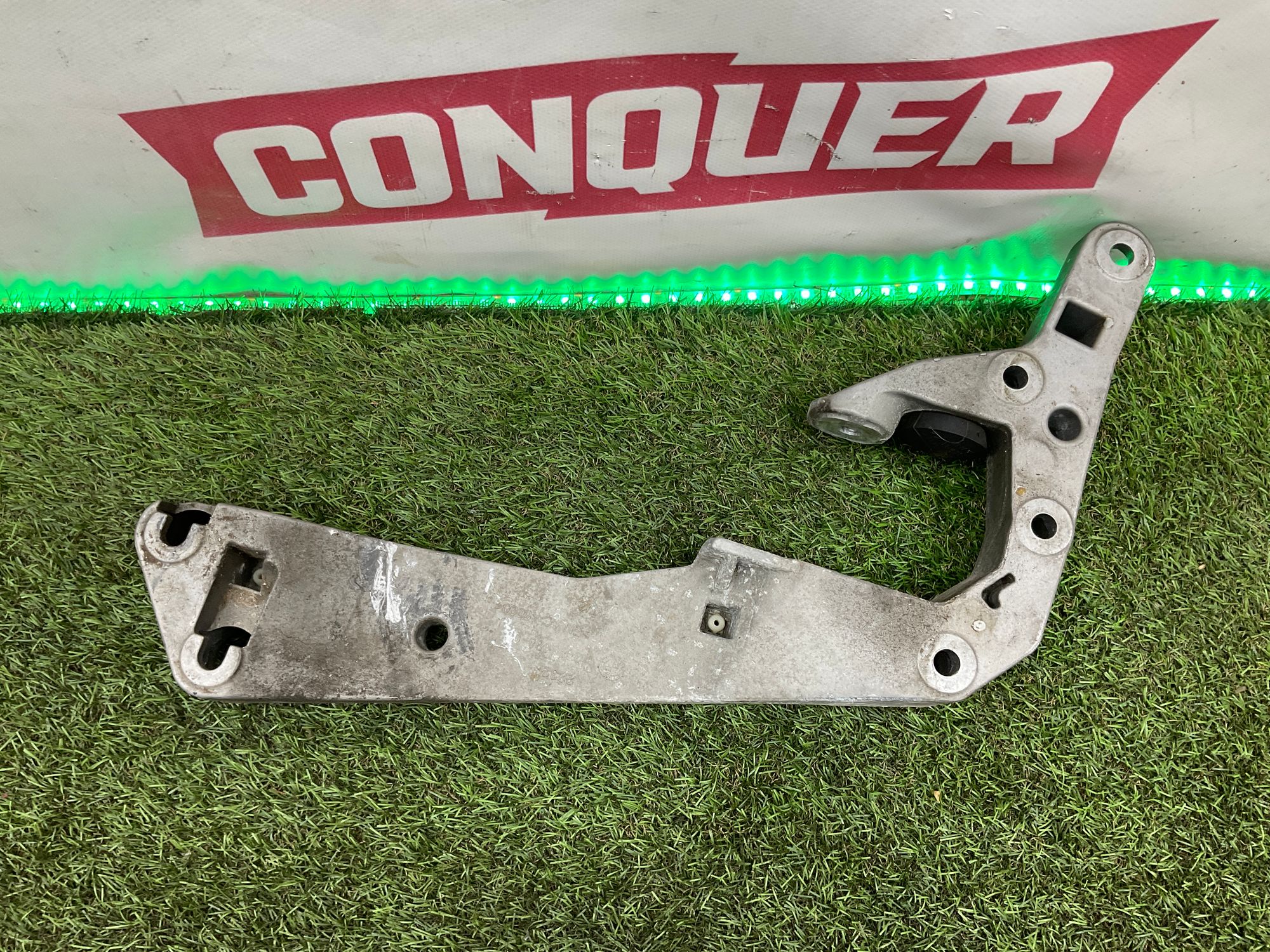 Кронштейн АКПП BMW X5, G05 2022, 2000 рублей, Москва