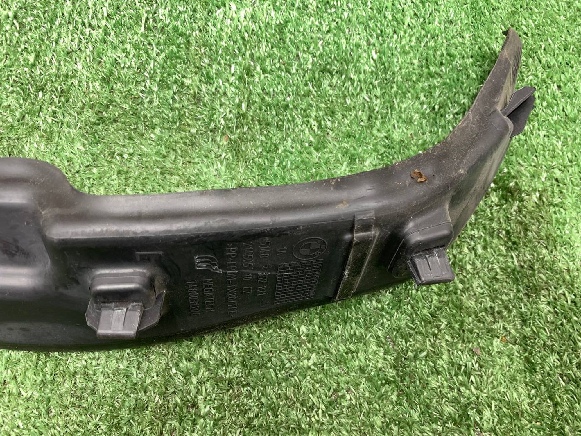 https://ycs.partsauto.market/partsauto-images/thmbs/userImages/h353NjtZg3VDP19b5HMt7LlpbQ93/part/466f5f61-bab3-46c6-8162-6c85f62c3388_1730385412172.jpg