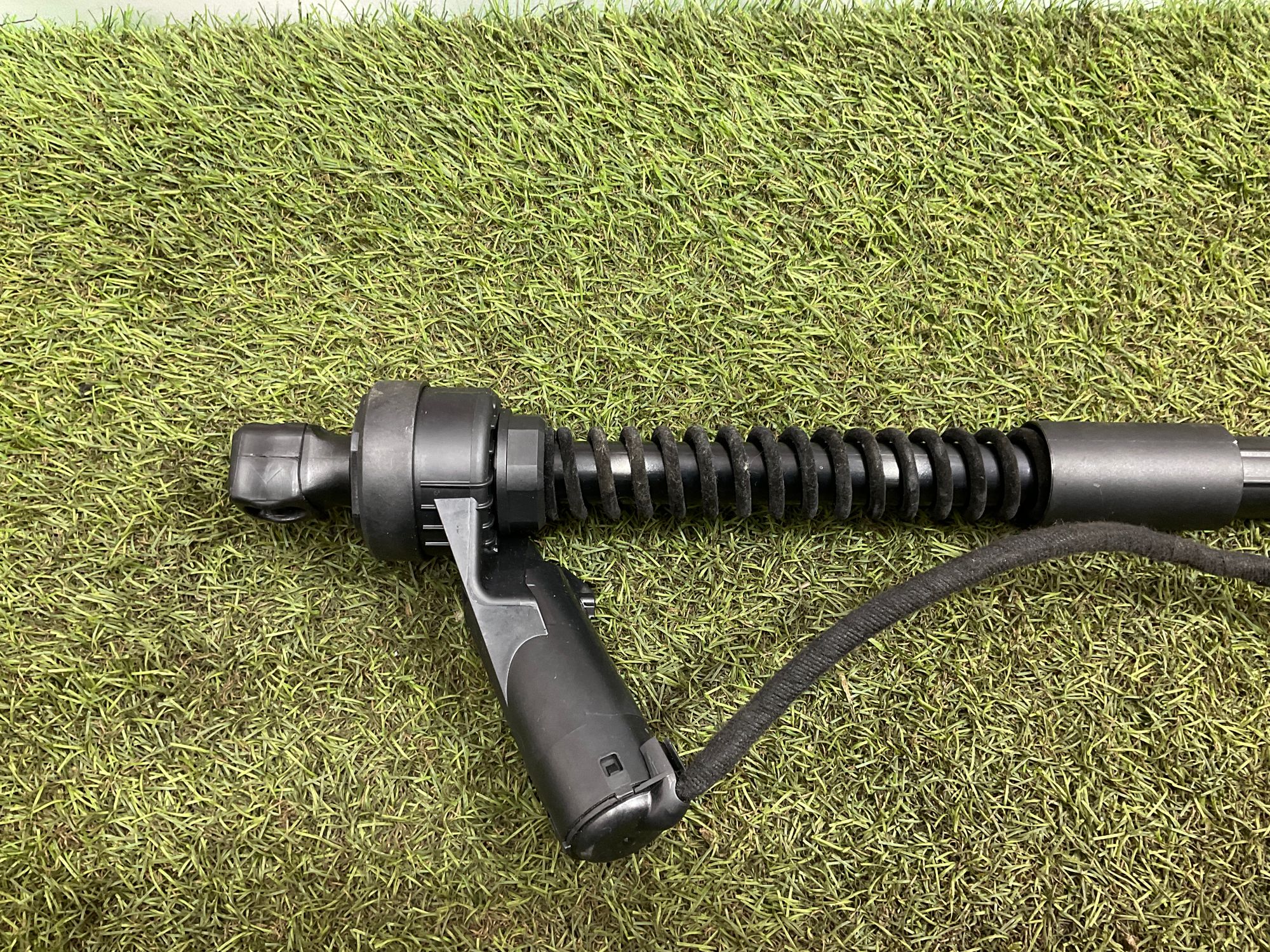 Амортизатор крышки багажника BMW M8 F92 2019, 12500 рублей, Москва