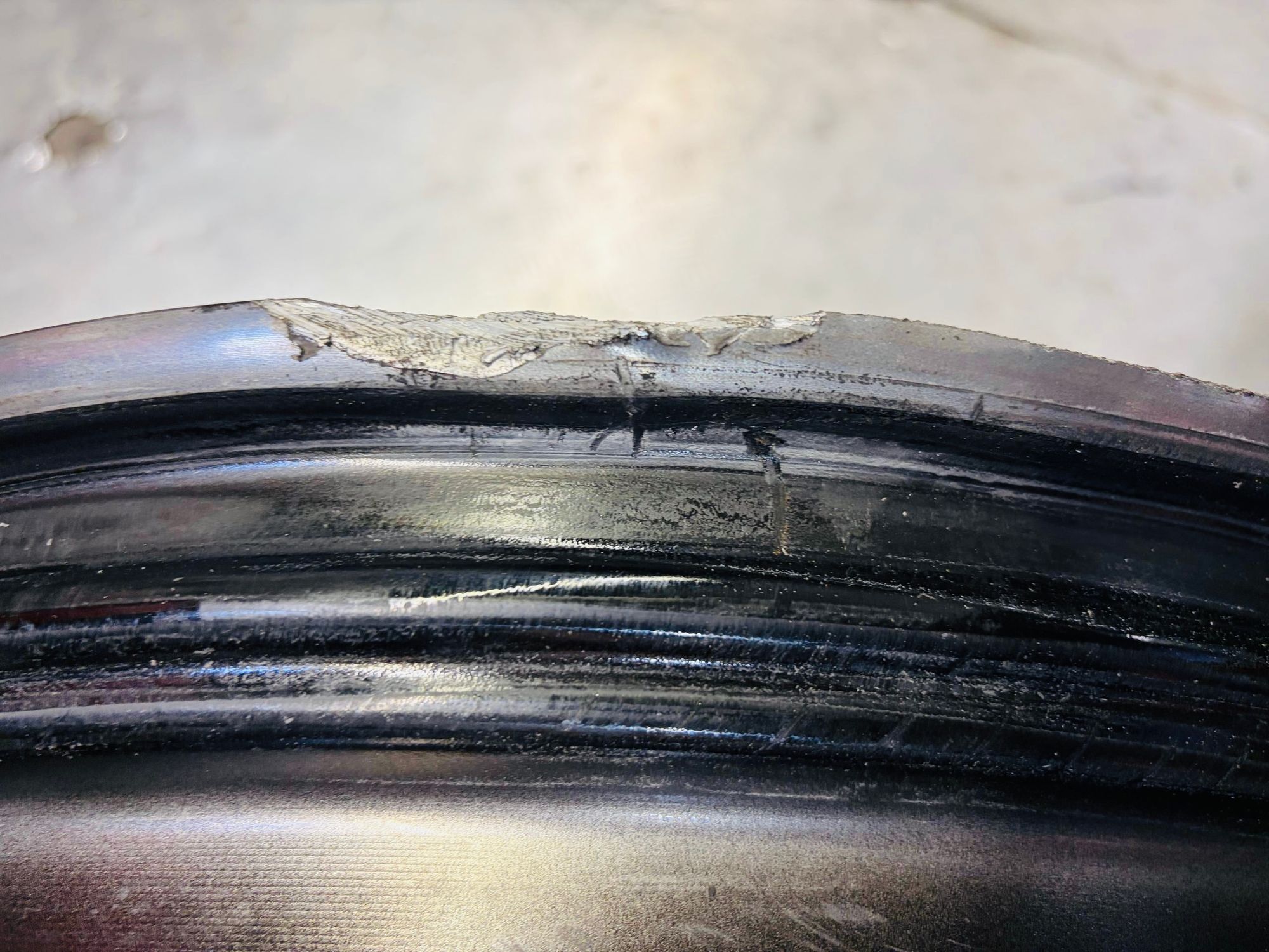 https://ycs.partsauto.market/partsauto-images/thmbs/userImages/h353NjtZg3VDP19b5HMt7LlpbQ93/part/46a9658a-916b-463a-89d5-773649399c94_1786958429853.jpg