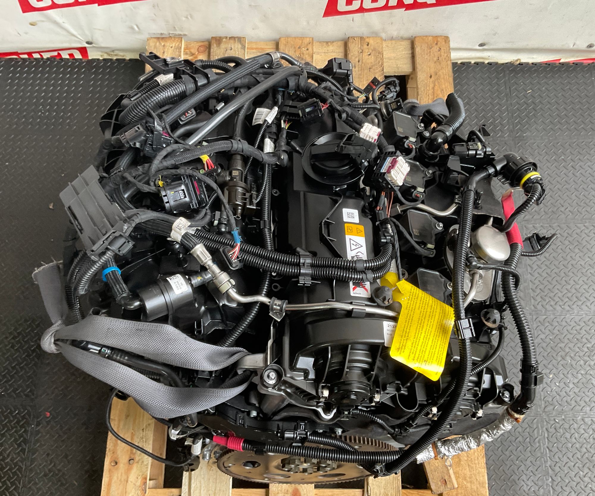 https://ycs.partsauto.market/partsauto-images/thmbs/userImages/h353NjtZg3VDP19b5HMt7LlpbQ93/part/46bcdb91-bbdd-46d1-bd0d-9cb689b3875c_1745588451428.jpg