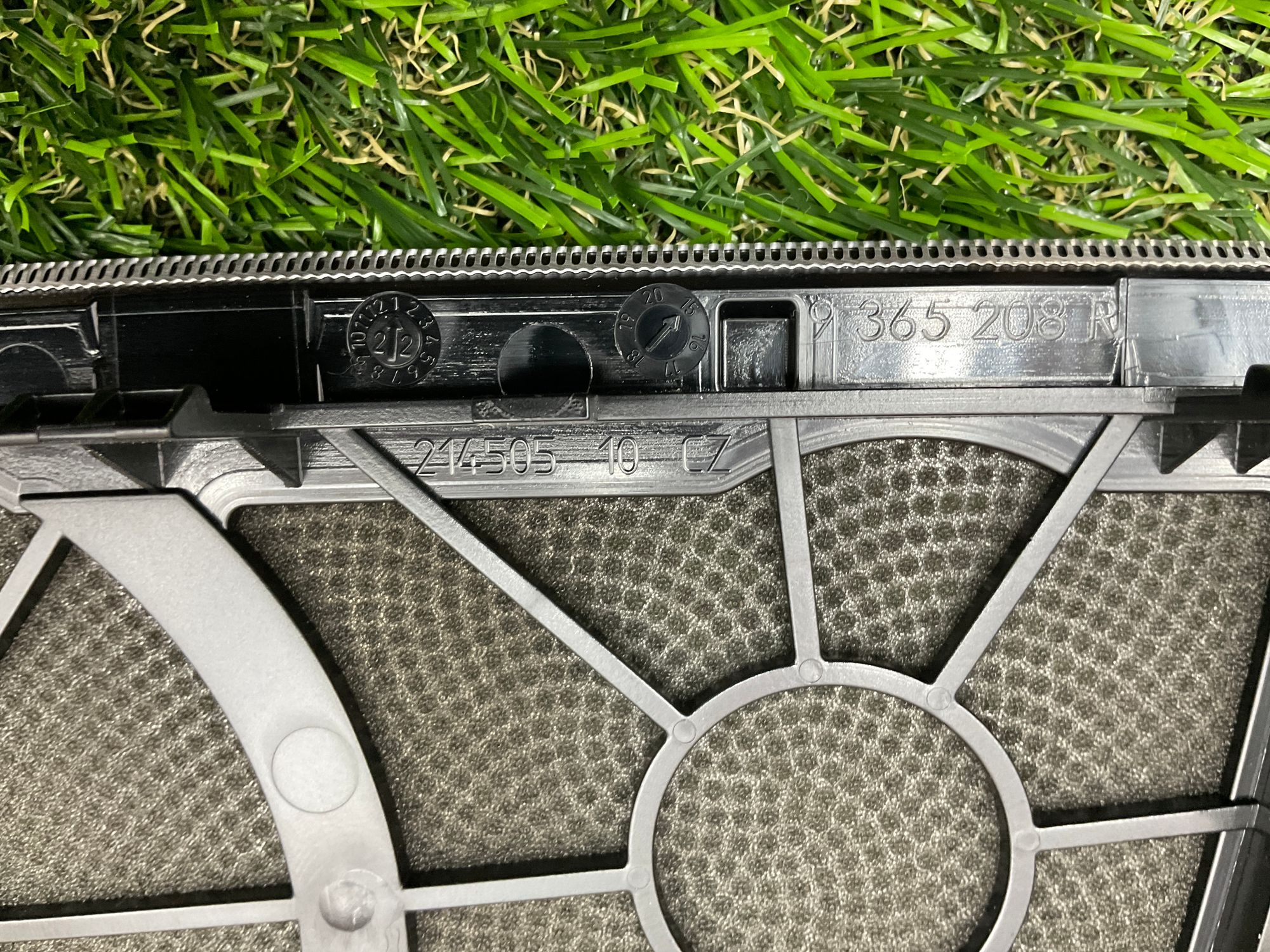 https://ycs.partsauto.market/partsauto-images/thmbs/userImages/h353NjtZg3VDP19b5HMt7LlpbQ93/part/46daf9a9-b740-4c24-b161-4cbbb111de1d_1780318326640.jpg