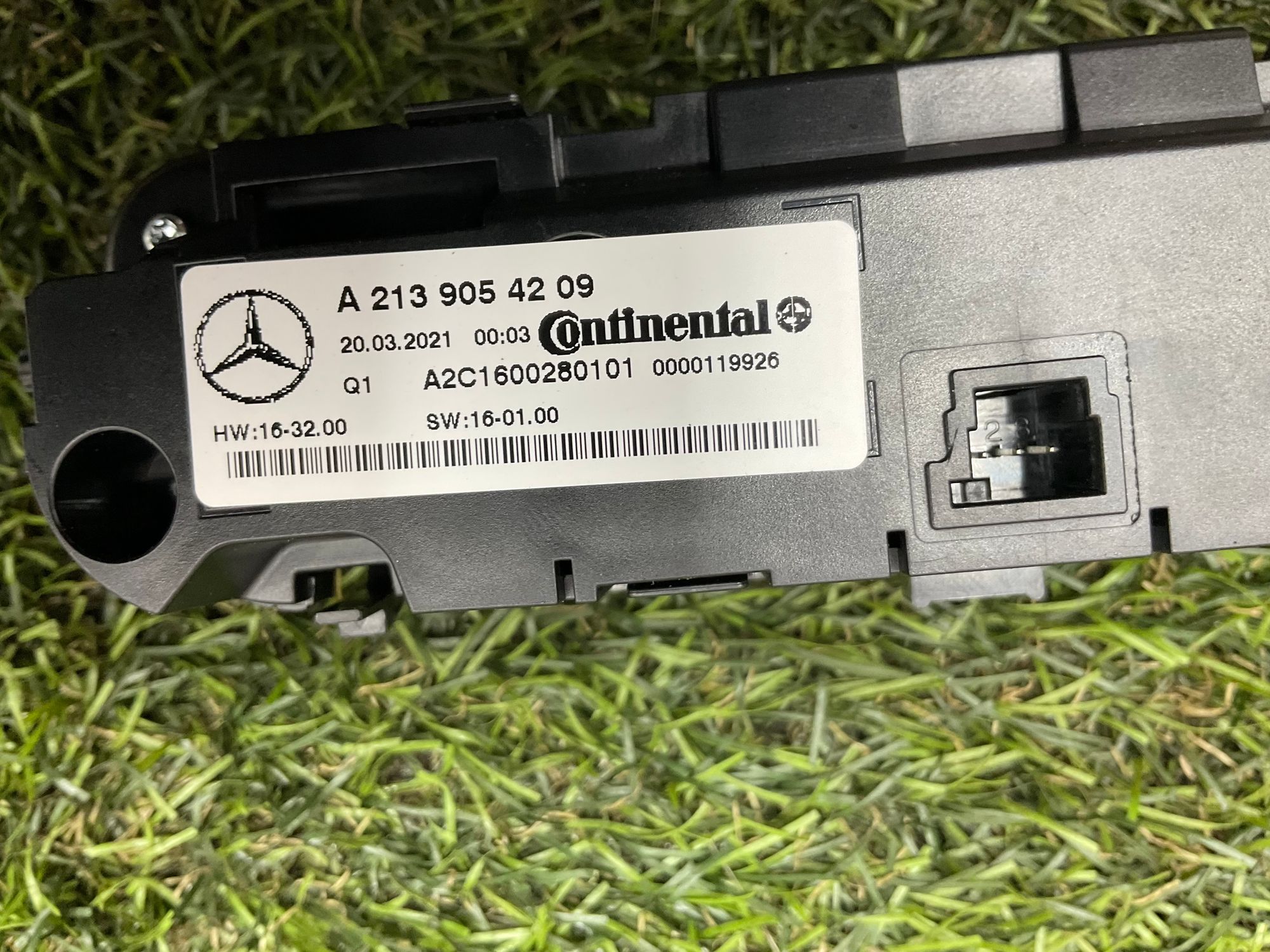 Переключатель кондиционера задний Mercedes-Benz G-Класс AMG W463 (2018—2023) 2022, 15000 рублей, Москва