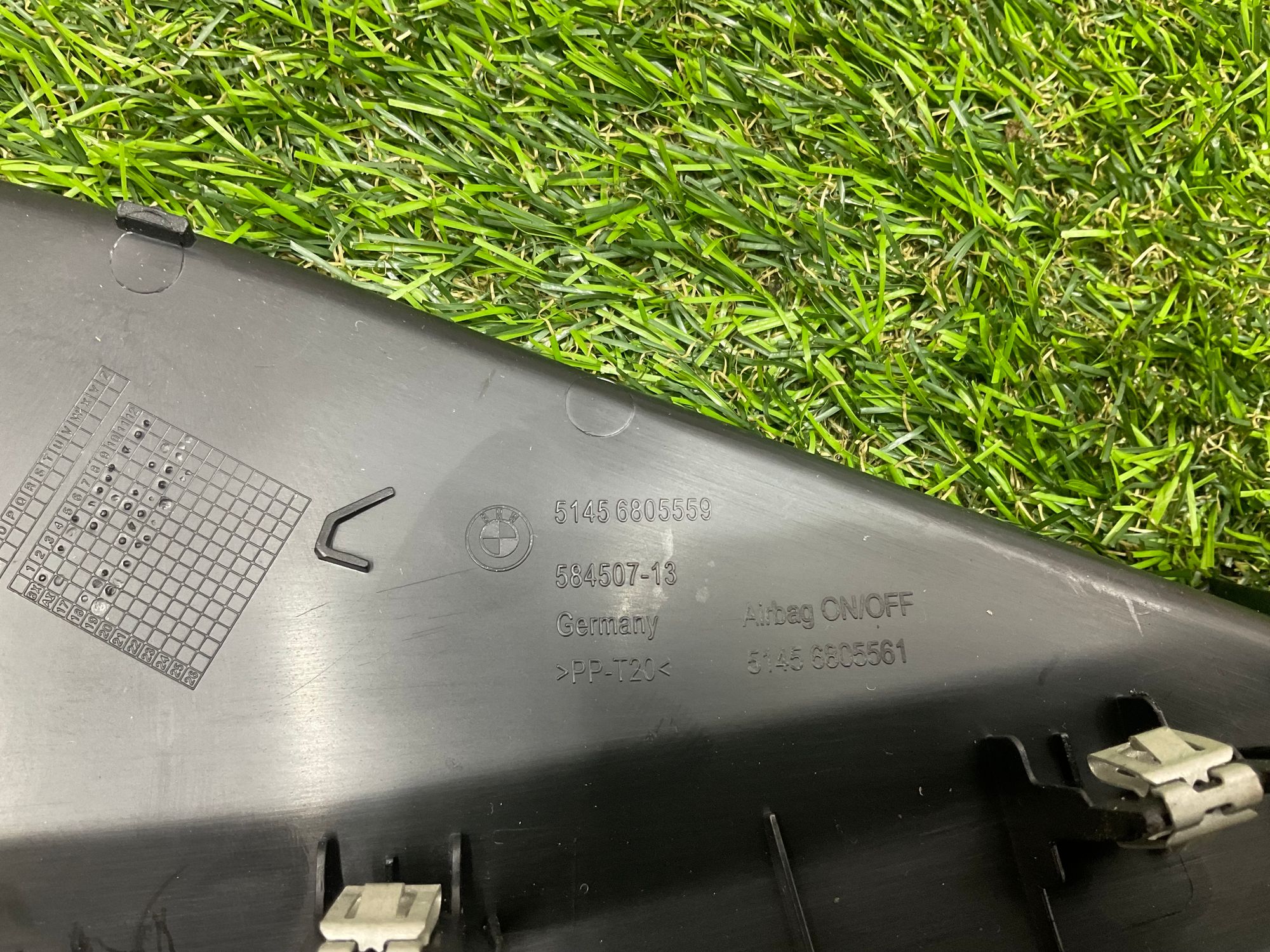 Накладка панели приборов левая BMW 3 серия, G20/G21 2019, 1000 рублей, Москва