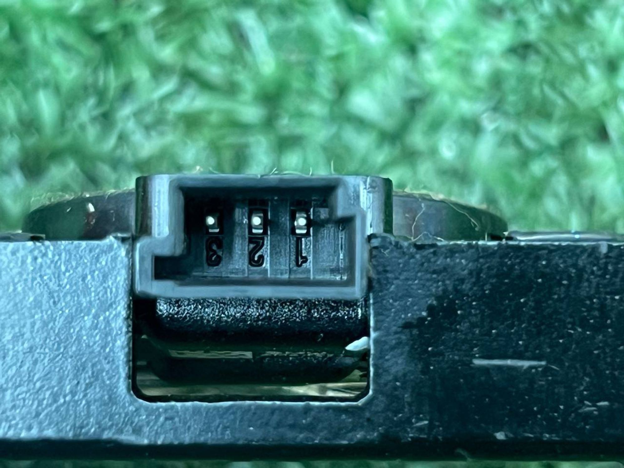 https://ycs.partsauto.market/partsauto-images/thmbs/userImages/h353NjtZg3VDP19b5HMt7LlpbQ93/part/4739a1ce-13ee-4a88-a5eb-6af81d020564_1730966862367.jpg