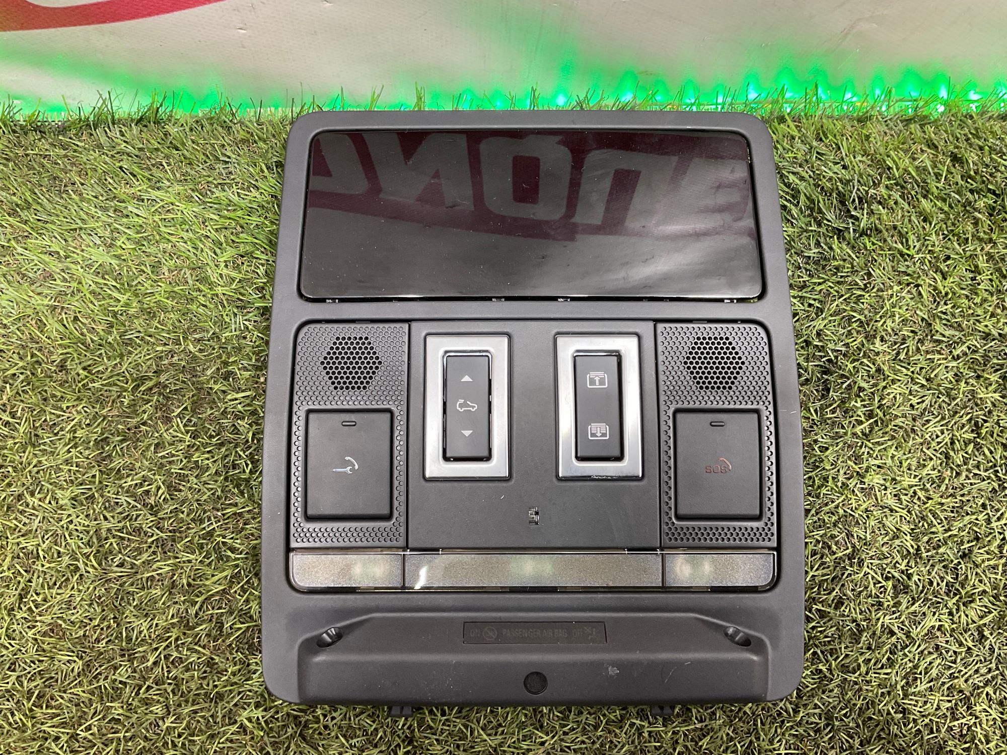 Плафон освещения салона Land Rover Defender II L663 2022, 35000 рублей, Москва