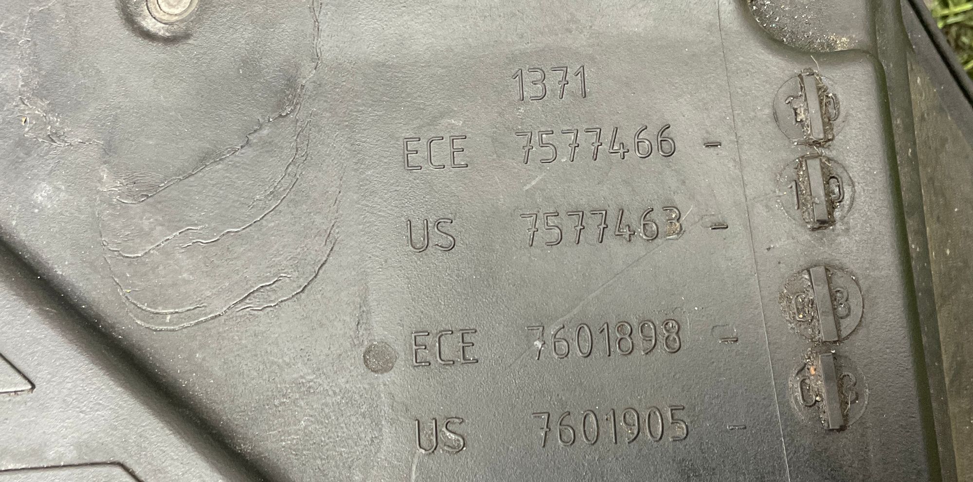 Корпус воздушногo фильтра 1-4 BMW 6 серия, F06/F13/F12, 1000 рублей, Москва