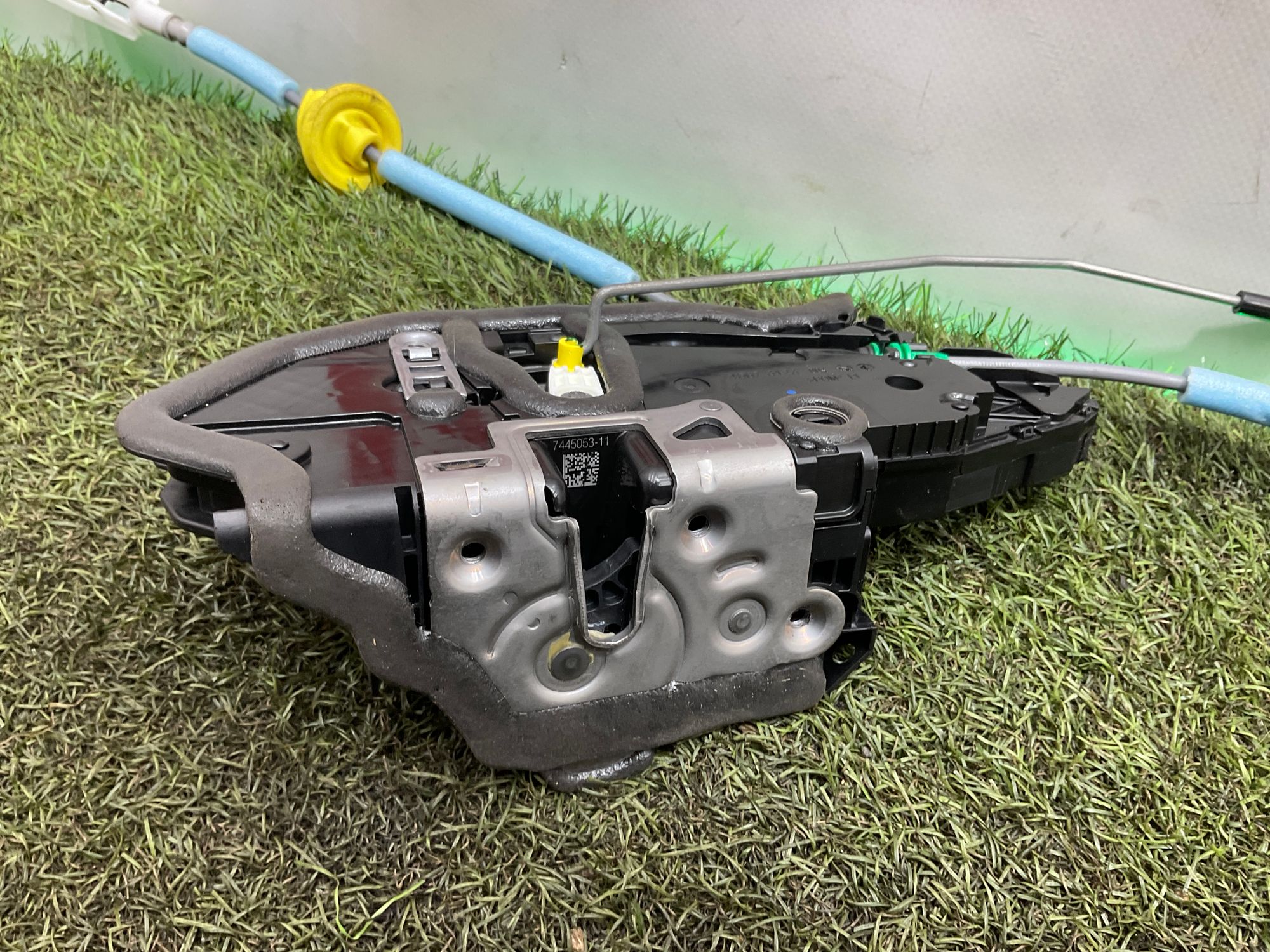 Замок двери задний левый BMW 3 серия, G20/G21 2018, 2000 рублей, Москва