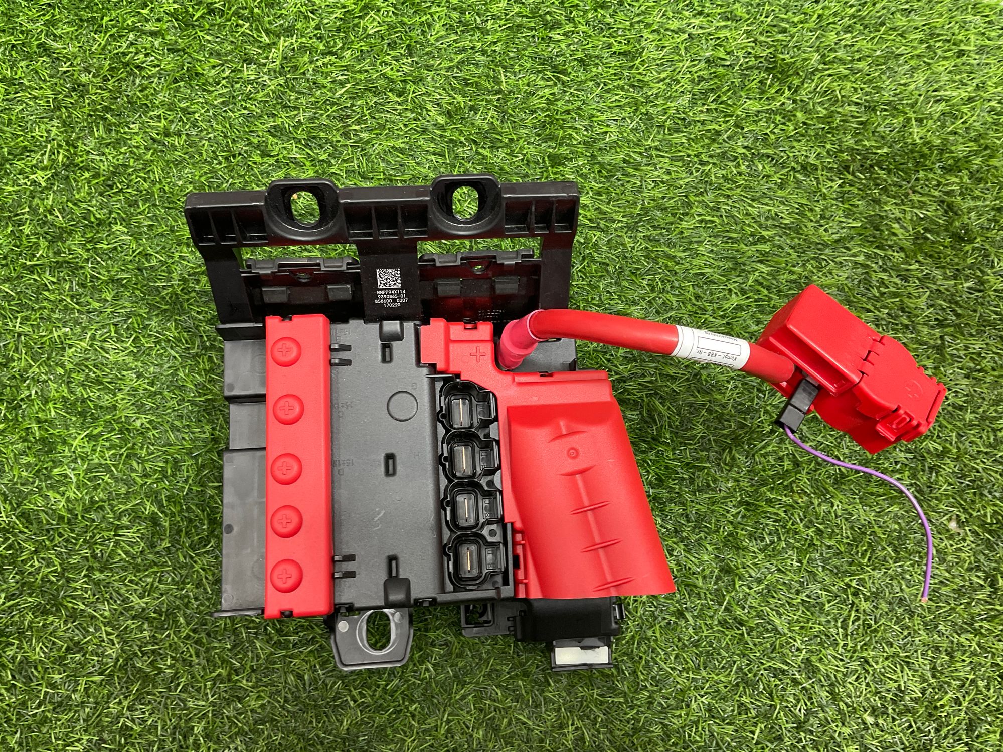 https://ycs.partsauto.market/partsauto-images/thmbs/userImages/h353NjtZg3VDP19b5HMt7LlpbQ93/part/480bdf7b-e50a-4be7-b72d-f8ff4c81a432_1735302912418.jpg