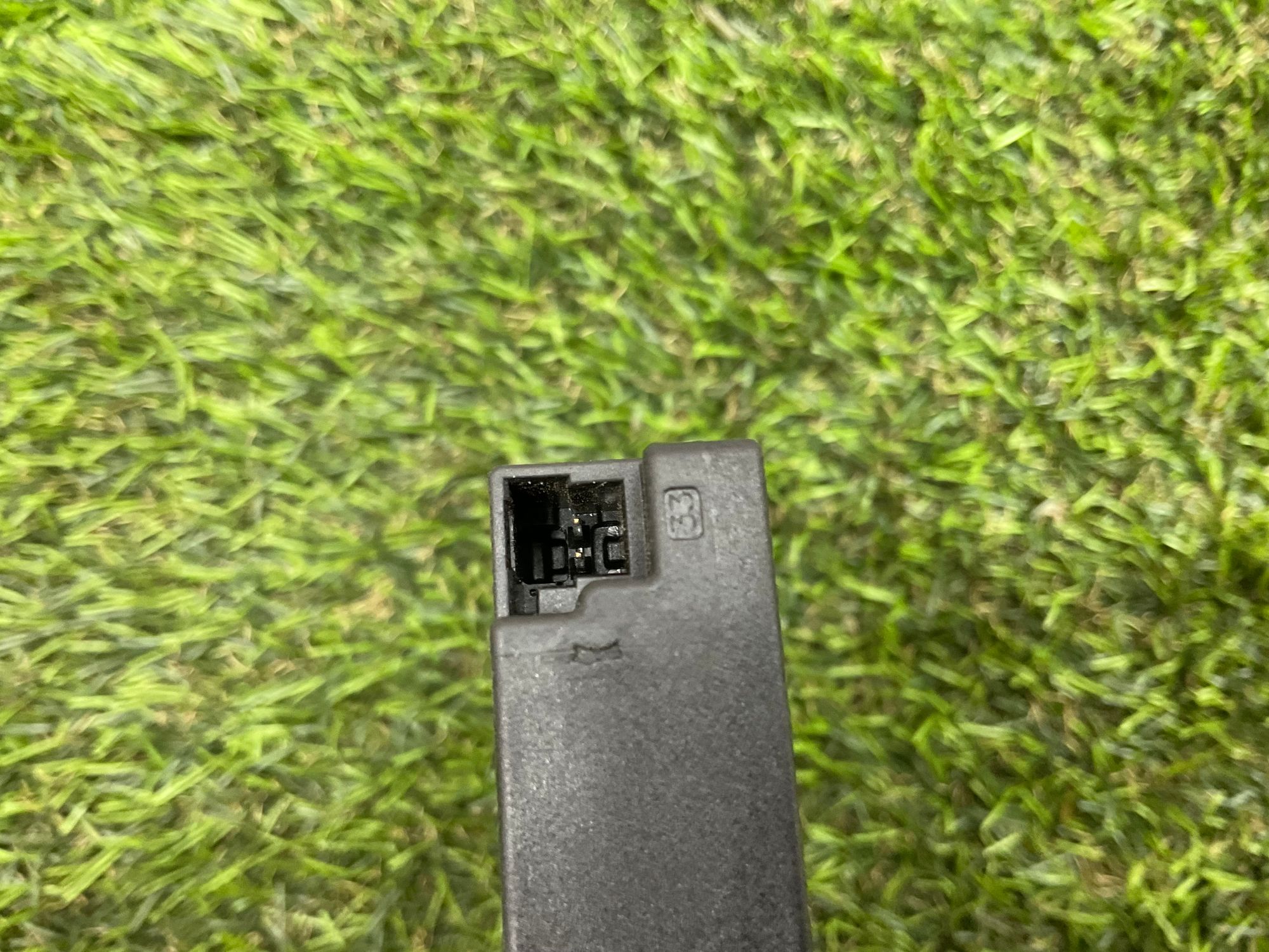 https://ycs.partsauto.market/partsauto-images/thmbs/userImages/h353NjtZg3VDP19b5HMt7LlpbQ93/part/48267449-971c-4d1c-8680-486031b706ec_1786367044716.jpg