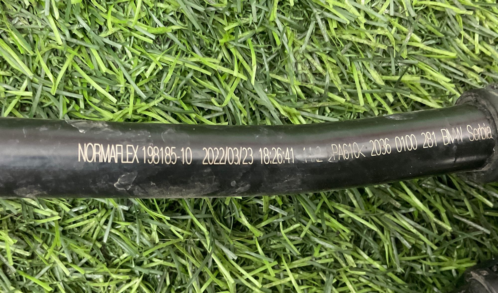 https://ycs.partsauto.market/partsauto-images/thmbs/userImages/h353NjtZg3VDP19b5HMt7LlpbQ93/part/482ce2cd-ba4a-45c7-869e-bd2b961ca803_1744197866960.jpg