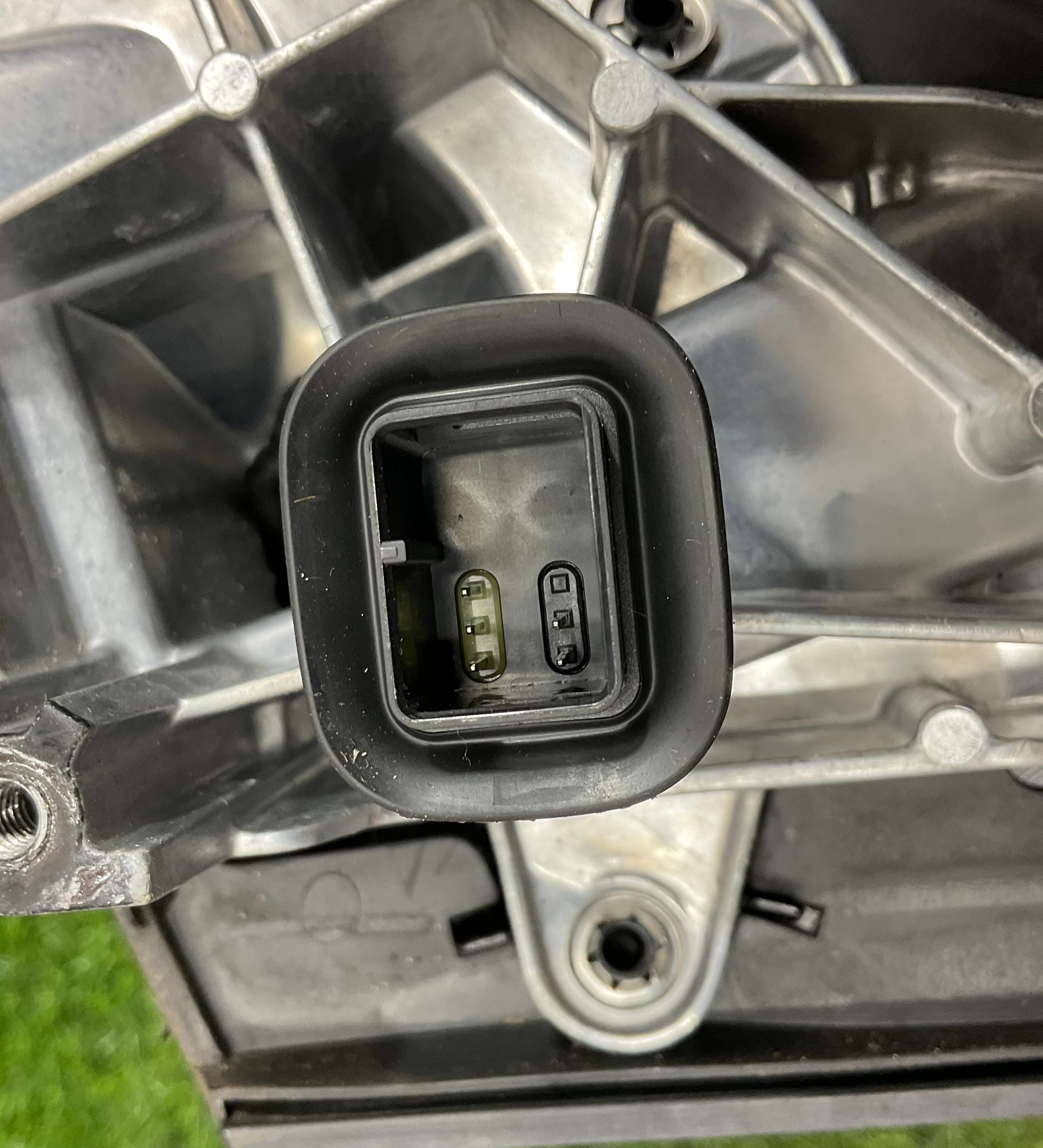 https://ycs.partsauto.market/partsauto-images/thmbs/userImages/h353NjtZg3VDP19b5HMt7LlpbQ93/part/487abe5e-18c8-4d84-bf9c-f1493ddaa3bc_1743002346660.jpg