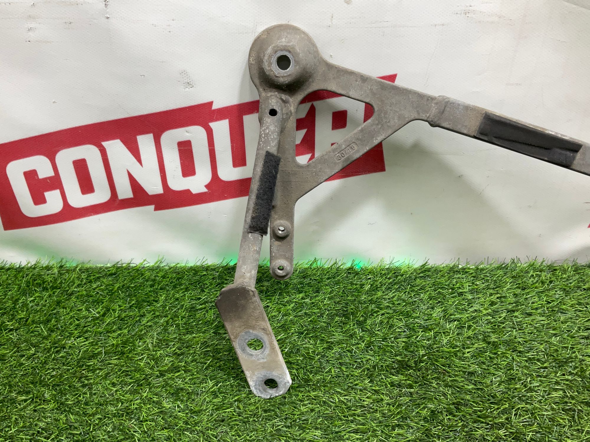 https://ycs.partsauto.market/partsauto-images/thmbs/userImages/h353NjtZg3VDP19b5HMt7LlpbQ93/part/48b9e6a7-8d92-454a-9014-ea6932e052ed_1736168980833.jpg