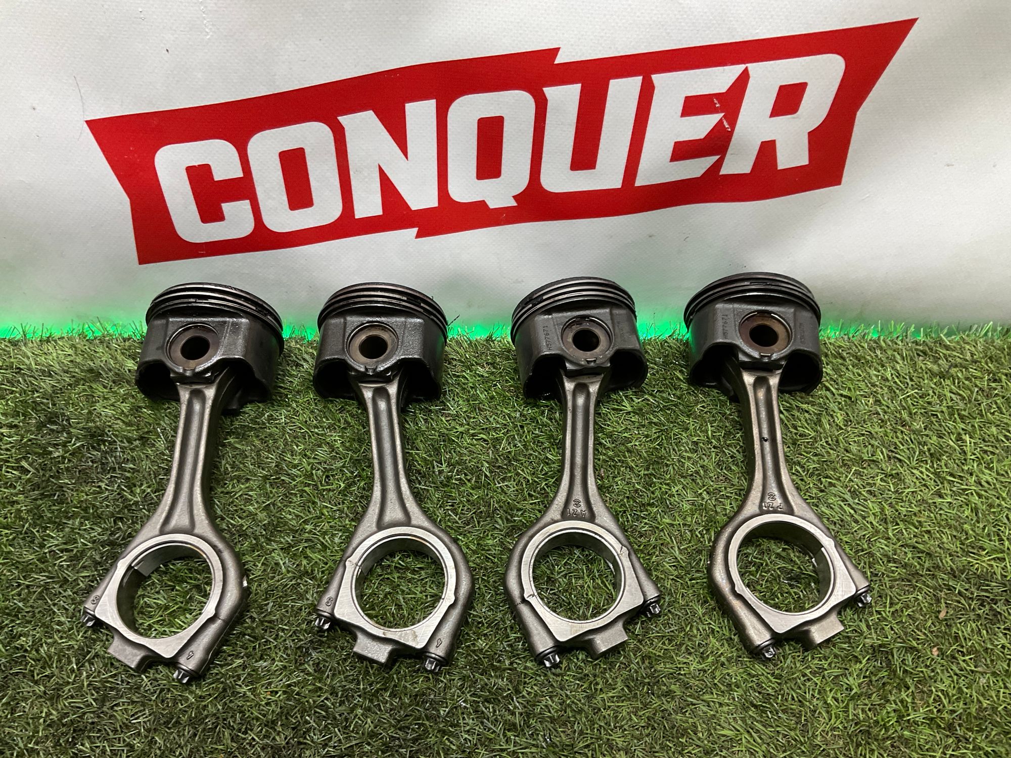 Поршень с шатуном 2.0 AJ200 Land Rover Defender II L663 2022, 15000 рублей, Москва