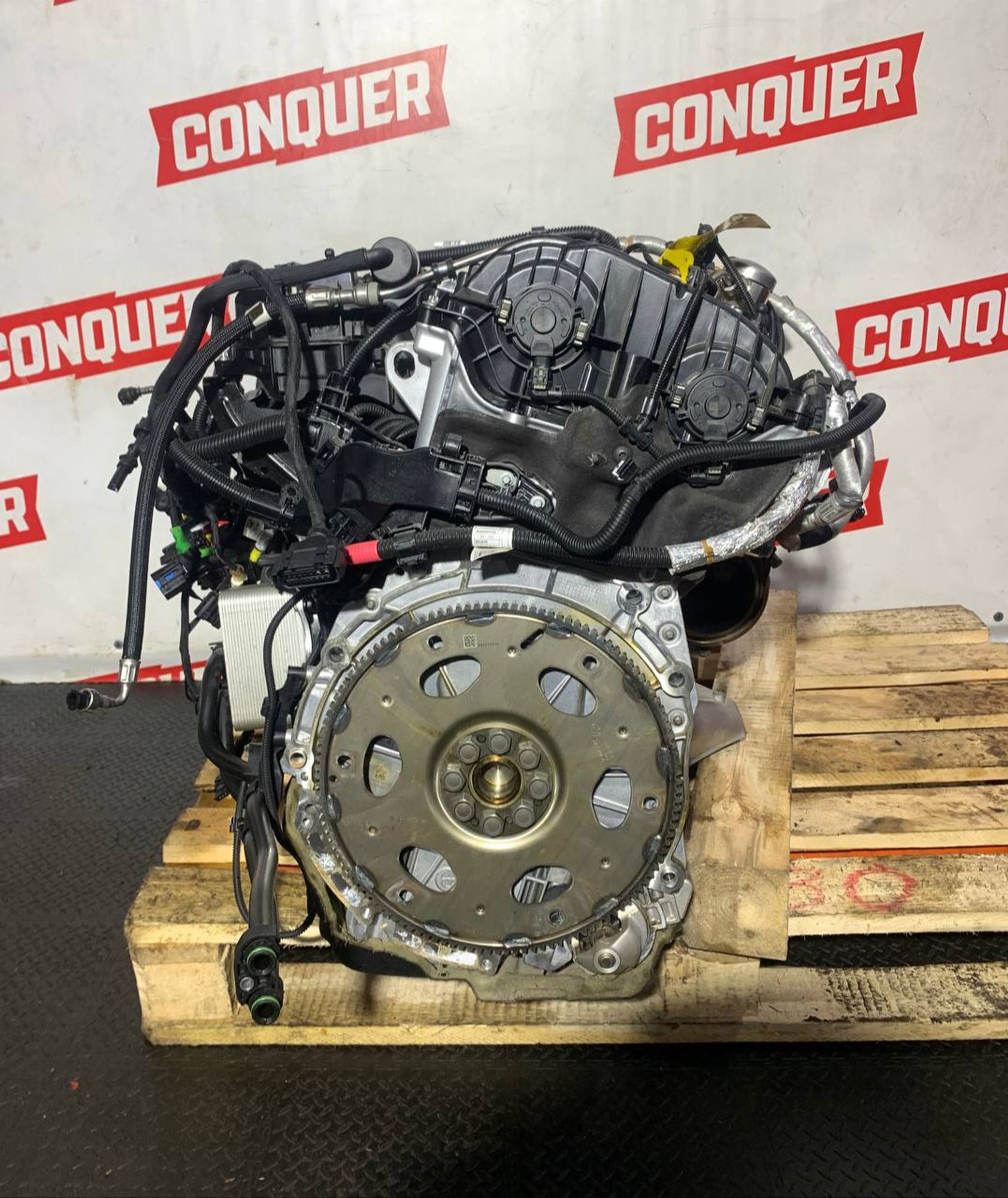 https://ycs.partsauto.market/partsauto-images/thmbs/userImages/h353NjtZg3VDP19b5HMt7LlpbQ93/part/4921a12e-fcaa-48e0-9f85-dda05e711149_1733404307387.jpg