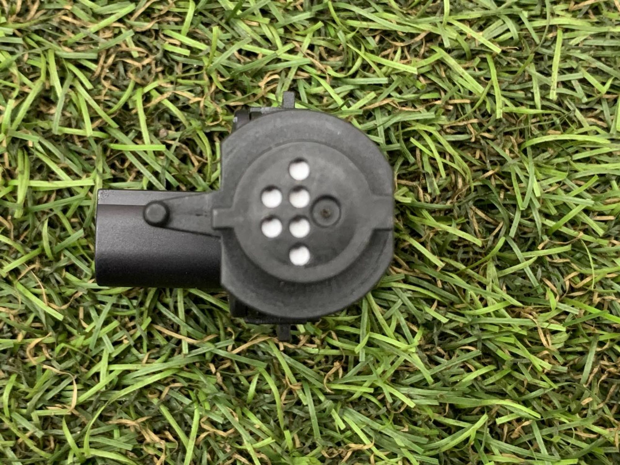 https://ycs.partsauto.market/partsauto-images/thmbs/userImages/h353NjtZg3VDP19b5HMt7LlpbQ93/part/4a53ecd8-ea44-4266-a8e2-a69204ab00fa_1718274644849.jpg