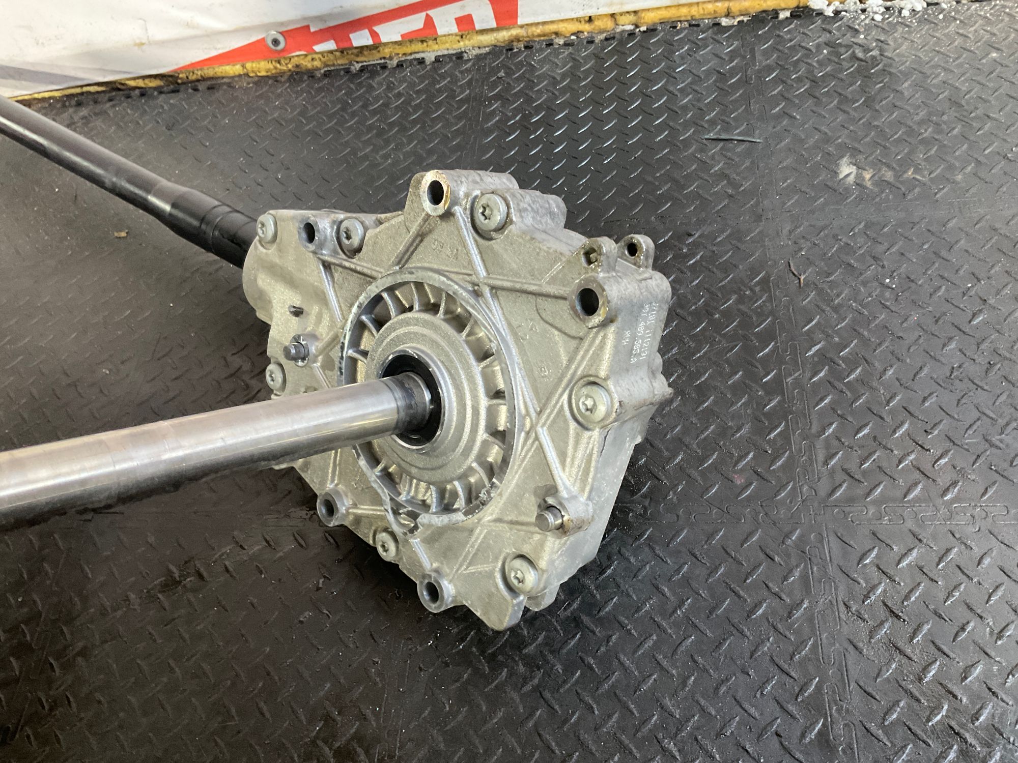 Редуктор переднего моста Bentley Continental GT CVD, 250000 рублей, Москва