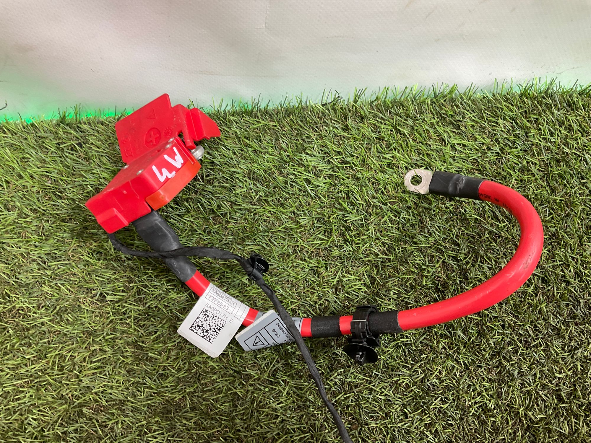 Плюсовой провод АКБ BMW M3, G81 2023, 14000 рублей, Москва