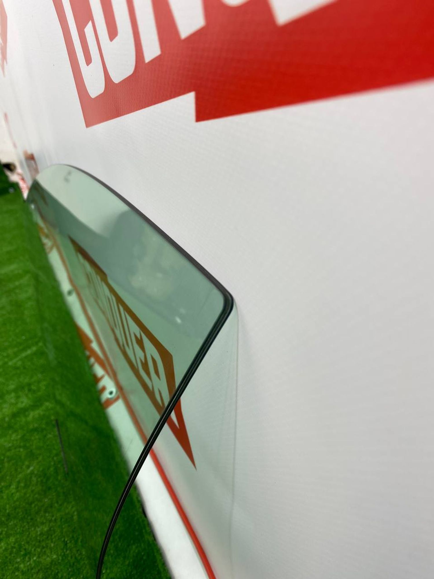 https://ycs.partsauto.market/partsauto-images/thmbs/userImages/h353NjtZg3VDP19b5HMt7LlpbQ93/part/4acc54b7-5d2f-454b-ae7b-97e60f077a74_1741354218508.jpg
