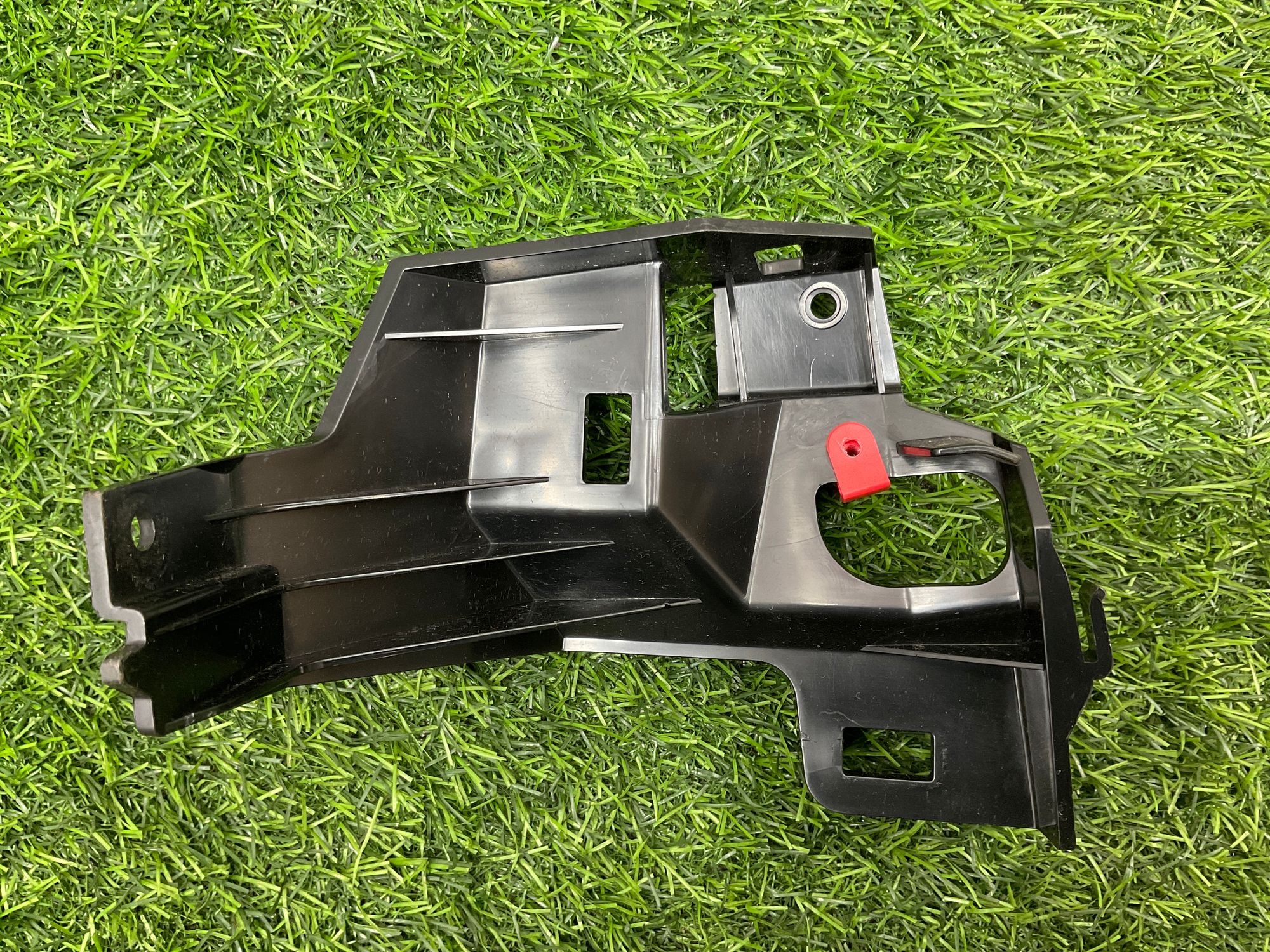 https://ycs.partsauto.market/partsauto-images/thmbs/userImages/h353NjtZg3VDP19b5HMt7LlpbQ93/part/4b6a56fb-b6b4-449a-a2c8-eede14bc906e_1734534909491.jpg