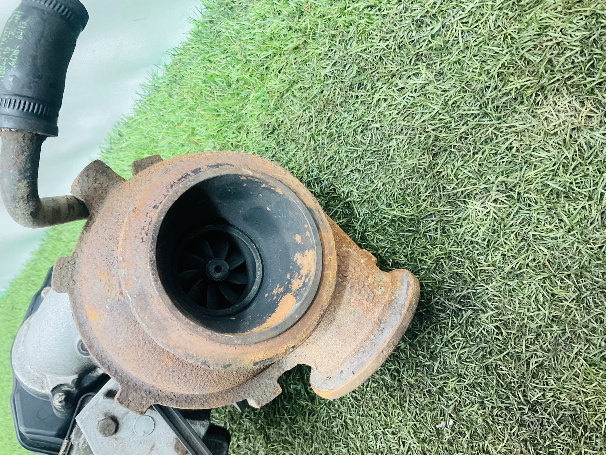 https://ycs.partsauto.market/partsauto-images/thmbs/userImages/h353NjtZg3VDP19b5HMt7LlpbQ93/part/4bb31b80-e3e7-4432-b179-2621a39afe7b_1777282588278.jpg