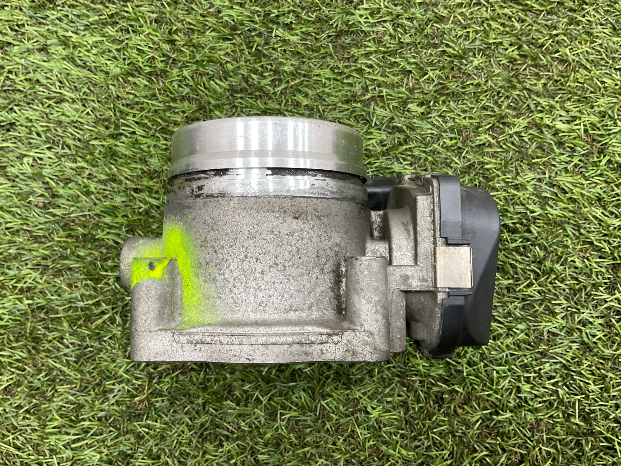 Дроссельная заслонка BMW 5 серия, F10/F11/F07 рестайлинг, 2000 рублей, Москва