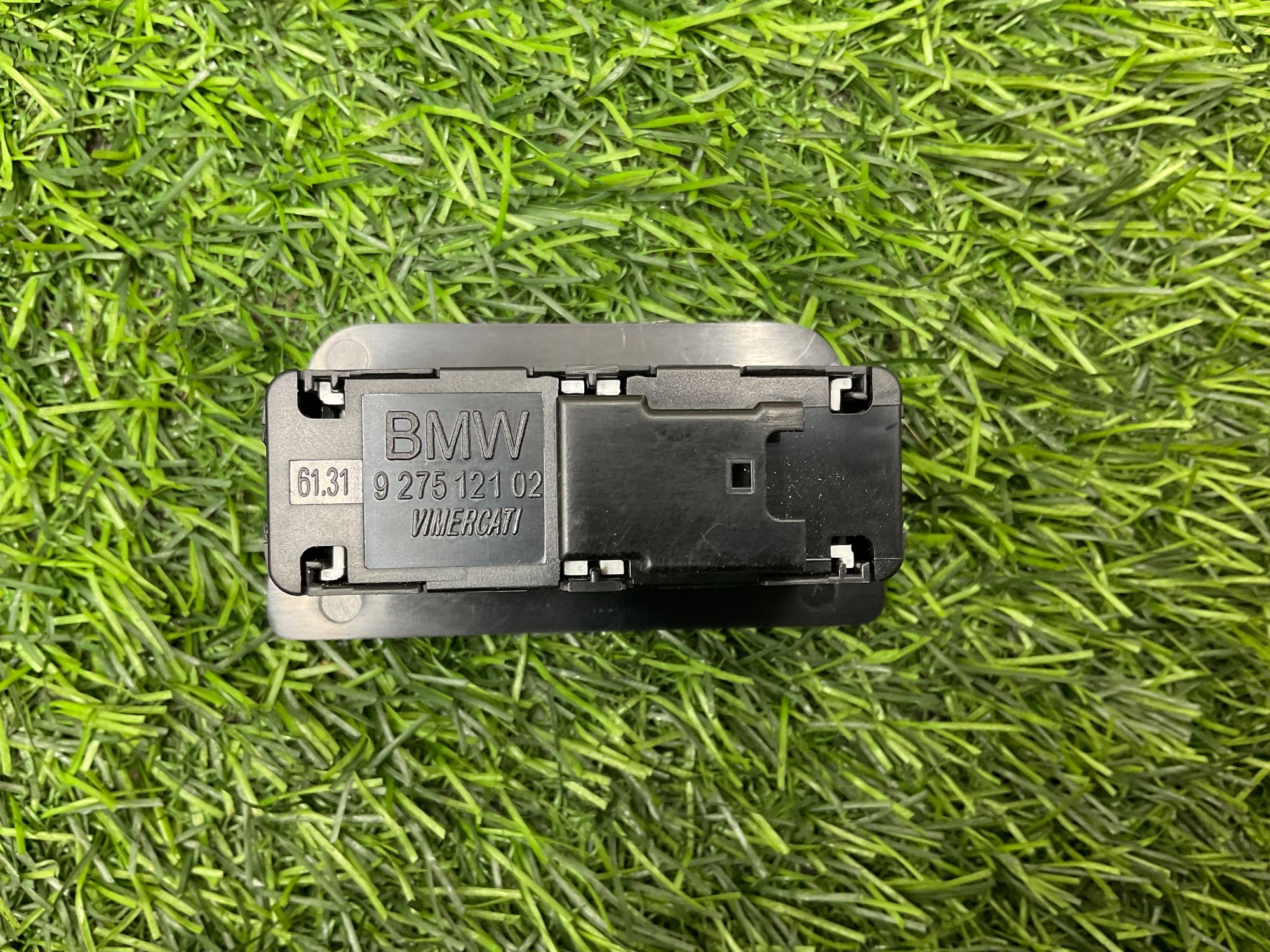 https://ycs.partsauto.market/partsauto-images/thmbs/userImages/h353NjtZg3VDP19b5HMt7LlpbQ93/part/4c6f4de9-492a-421d-8fa3-22617e69079e_1735134157259.jpg