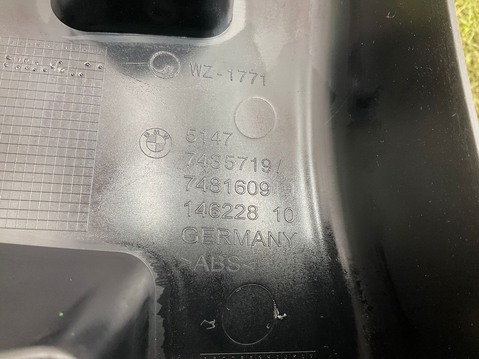 Накладка порога салона передняя левая BMW M8, F92, 1000 рублей, Москва