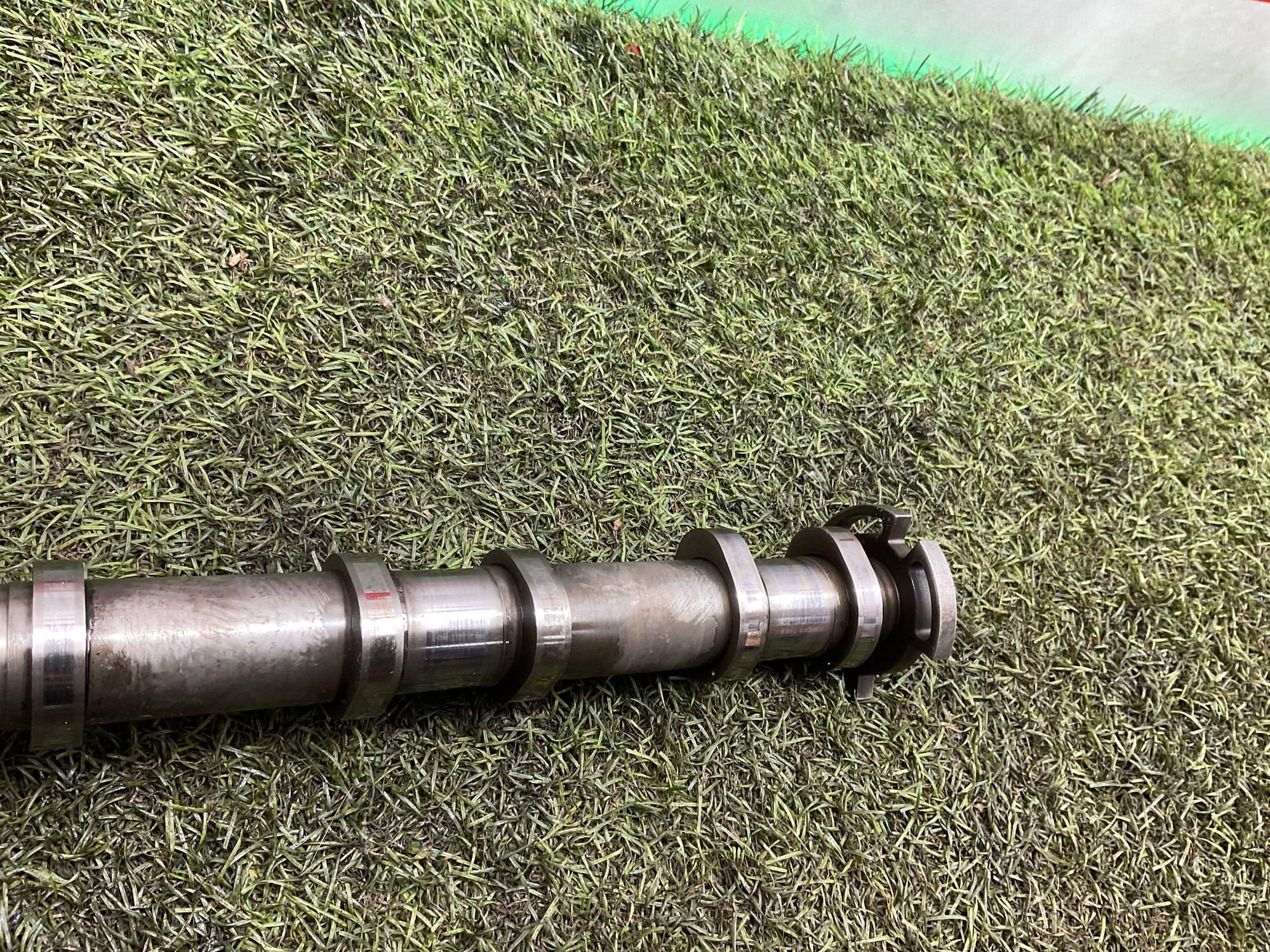 Распредвал выпускной 654920 Mercedes-Benz C-Класс W205/S205/C205/A205 рестайлинг (2018—2021) 2021, 30000 рублей, Москва