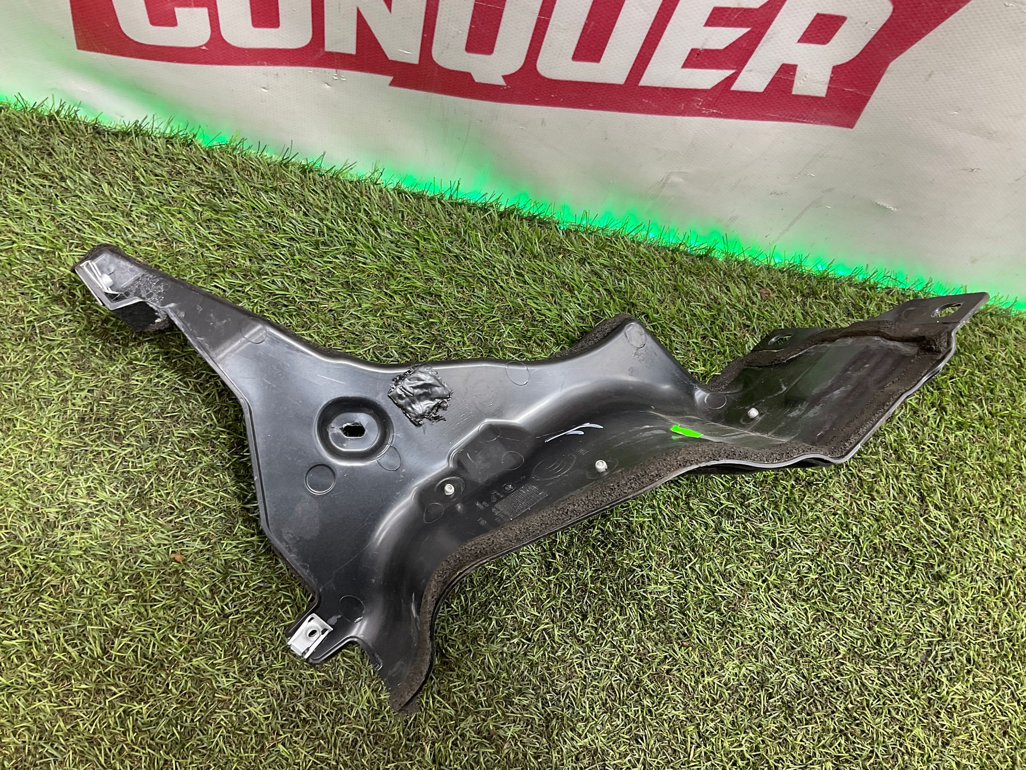 Шумоизоляция двигателя Land Rover Defender II L663 2022, 8000 рублей, Москва