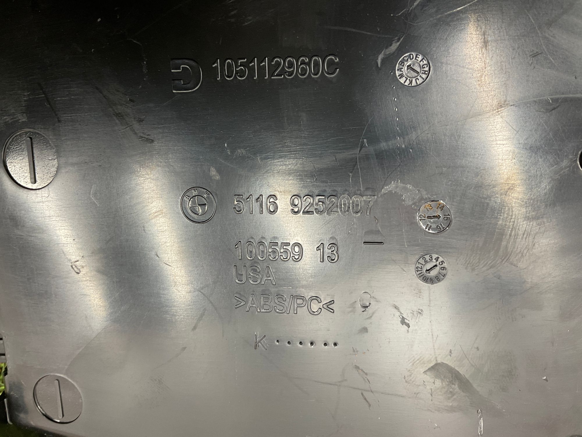 Бардачок задний центральной консоли BMW X6 M, F86, 500 рублей, Москва