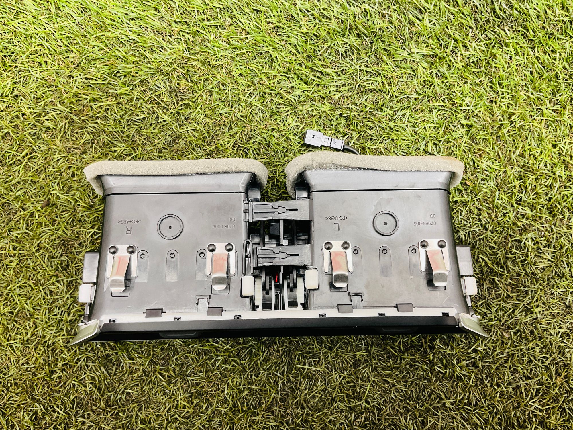 Дефлектор воздушный центральный Porsche 911 GT3, 991 Рестайлинг 2018, 8000 рублей, Москва