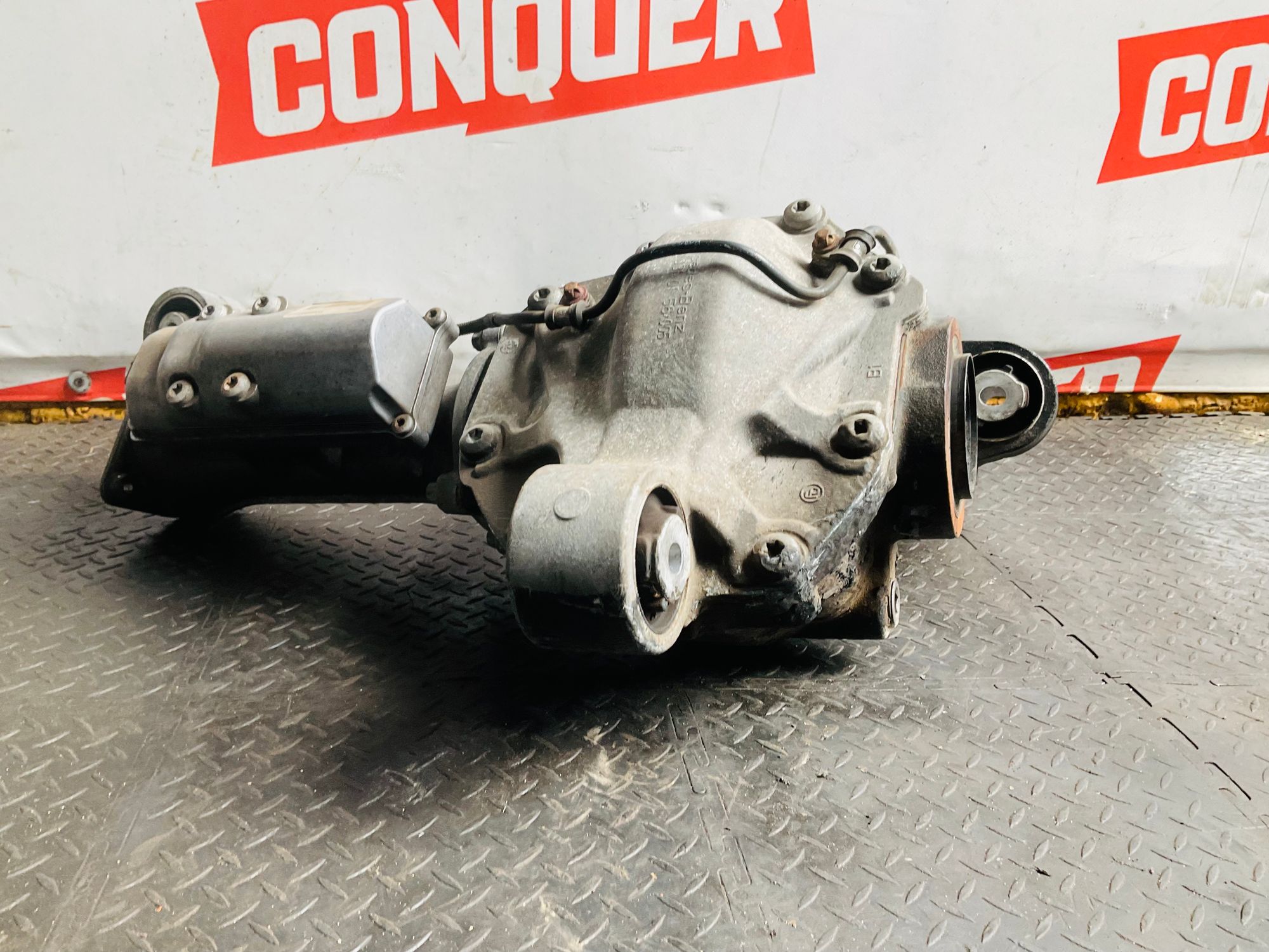 https://ycs.partsauto.market/partsauto-images/thmbs/userImages/h353NjtZg3VDP19b5HMt7LlpbQ93/part/4d66a78c-09f5-4e7d-8d4f-9de49ccffea2_1788952911263.jpg