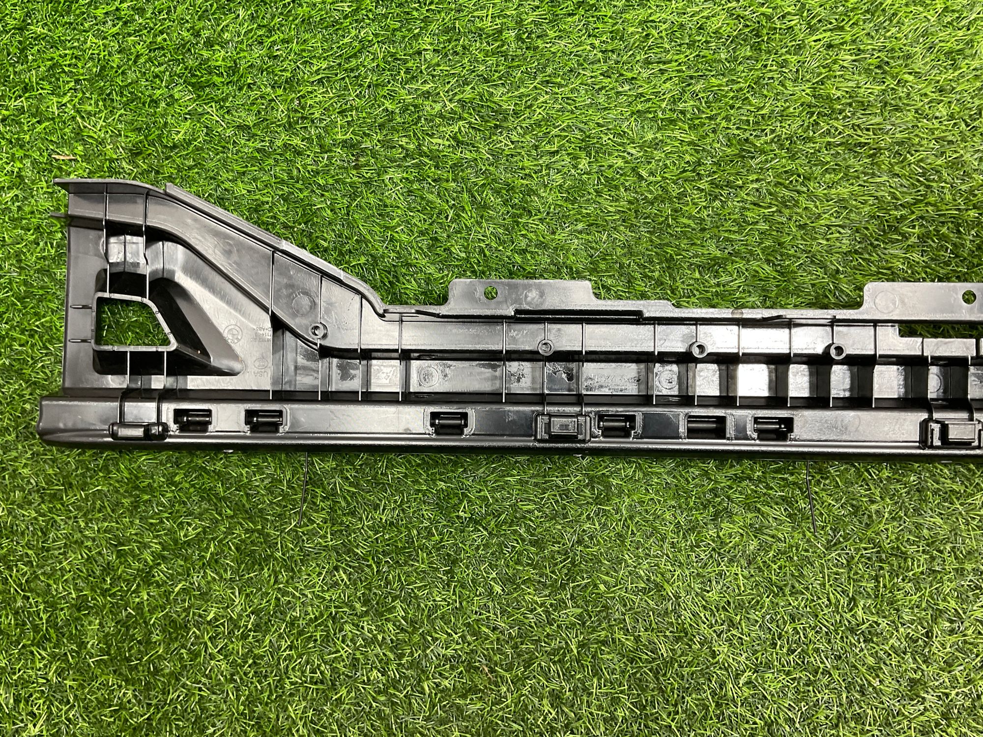 https://ycs.partsauto.market/partsauto-images/thmbs/userImages/h353NjtZg3VDP19b5HMt7LlpbQ93/part/4d7f6ea7-74ff-4851-8a3a-32d72e14dca9_1734534710672.jpg