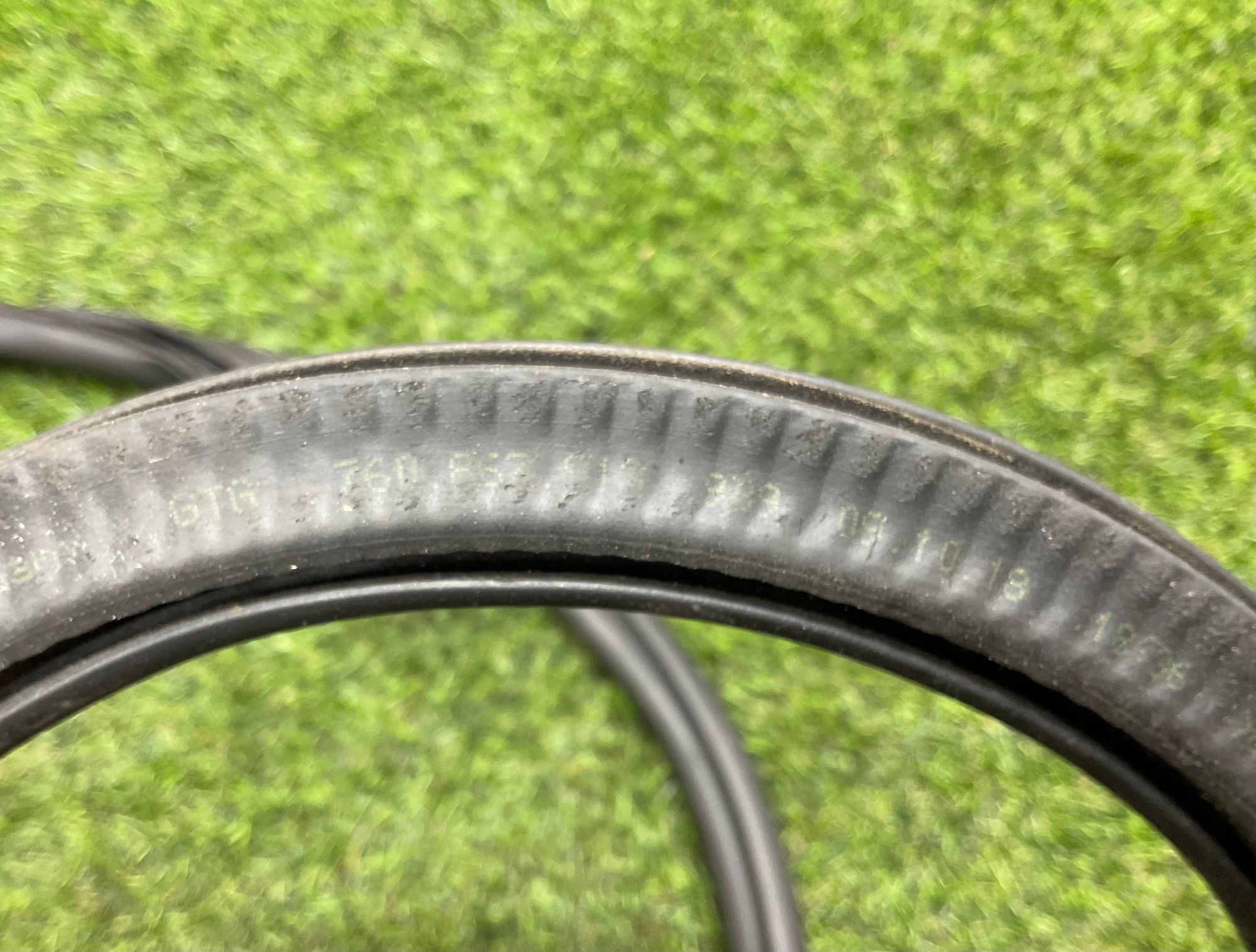https://ycs.partsauto.market/partsauto-images/thmbs/userImages/h353NjtZg3VDP19b5HMt7LlpbQ93/part/4d8add35-973d-43c2-a3a8-9f3fe71ad2ca_1785758307154.jpg
